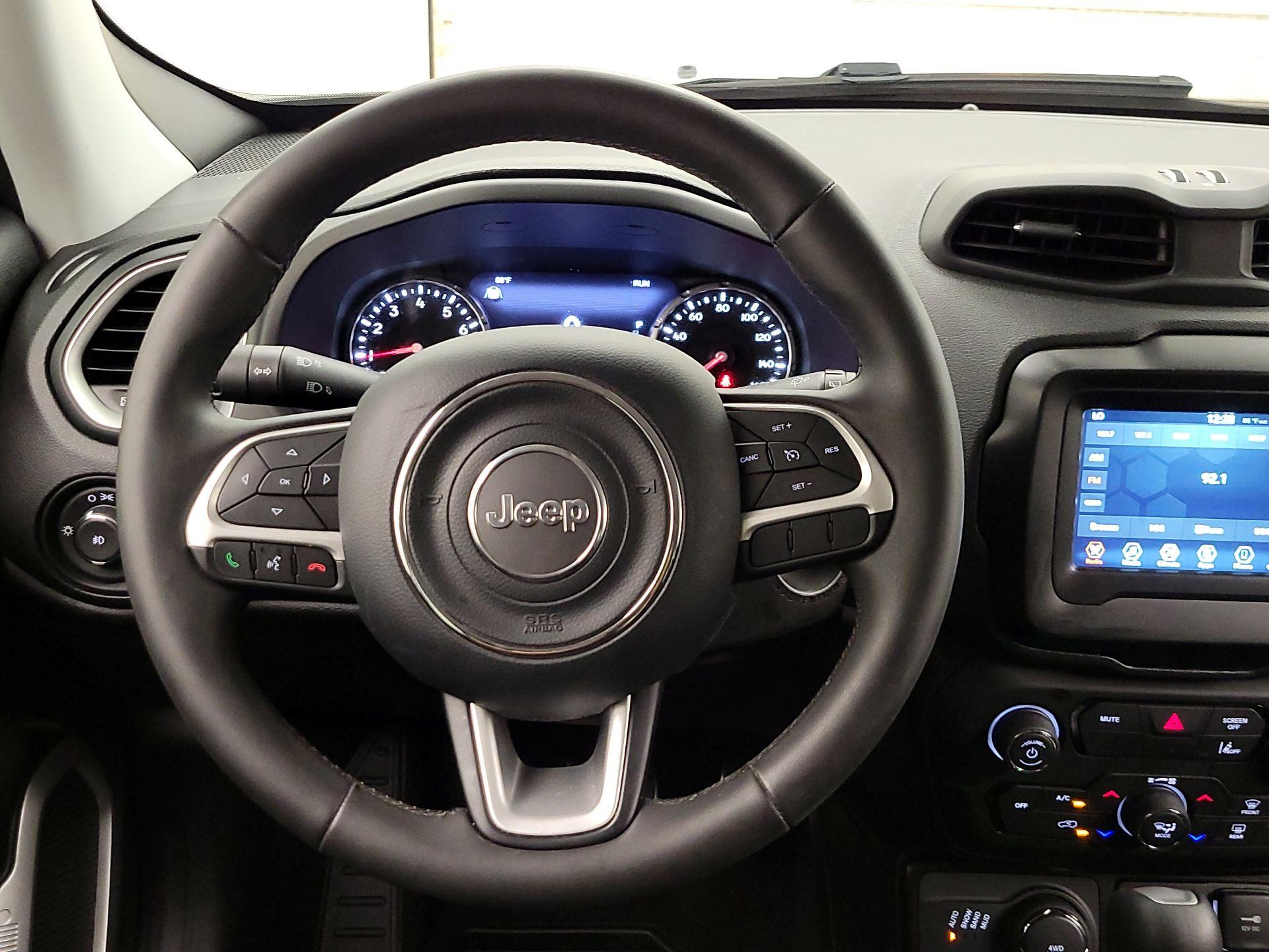 Thumbnail: 2021 Jeep Renegade - 10