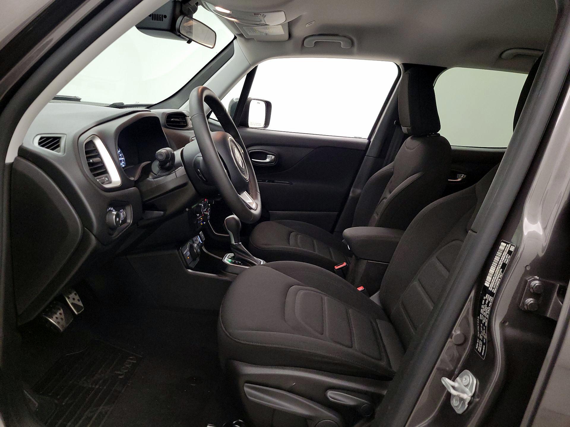Thumbnail: 2021 Jeep Renegade - 11