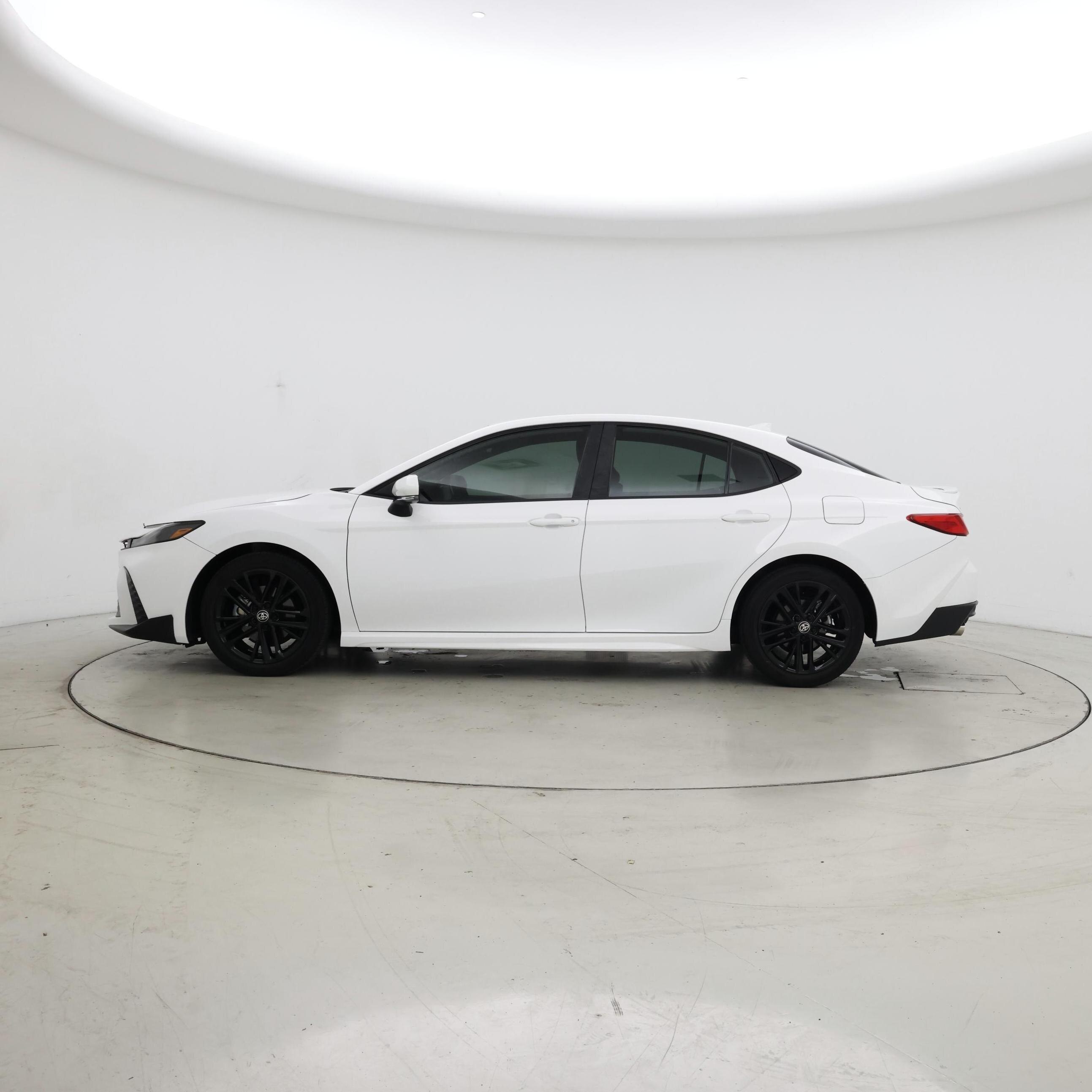 Thumbnail: 2025 Toyota Camry - 3