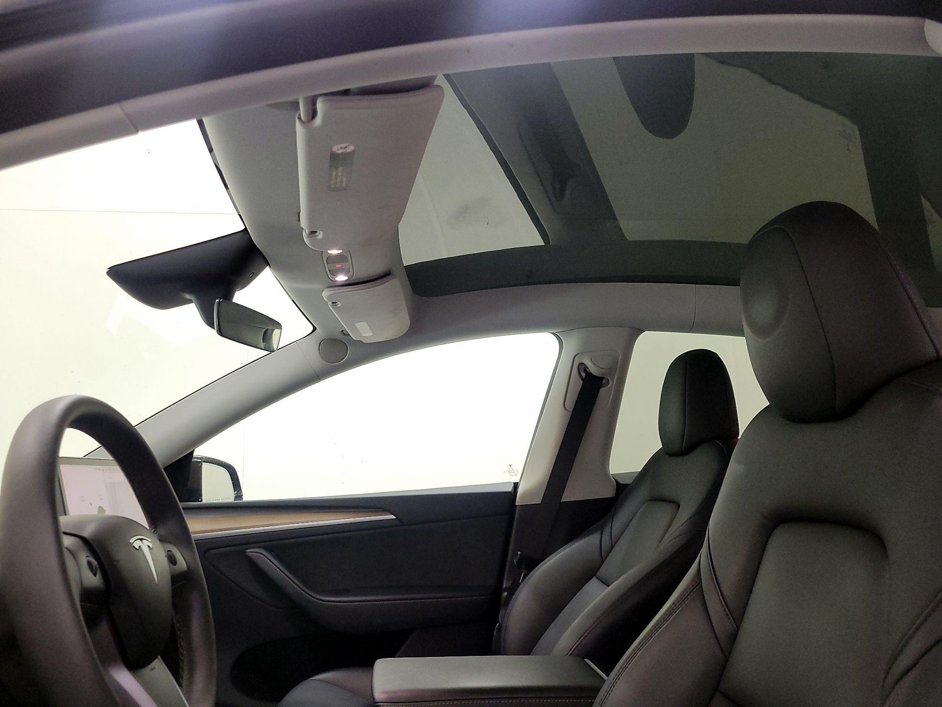 Thumbnail: 2023 Tesla Model Y - 18