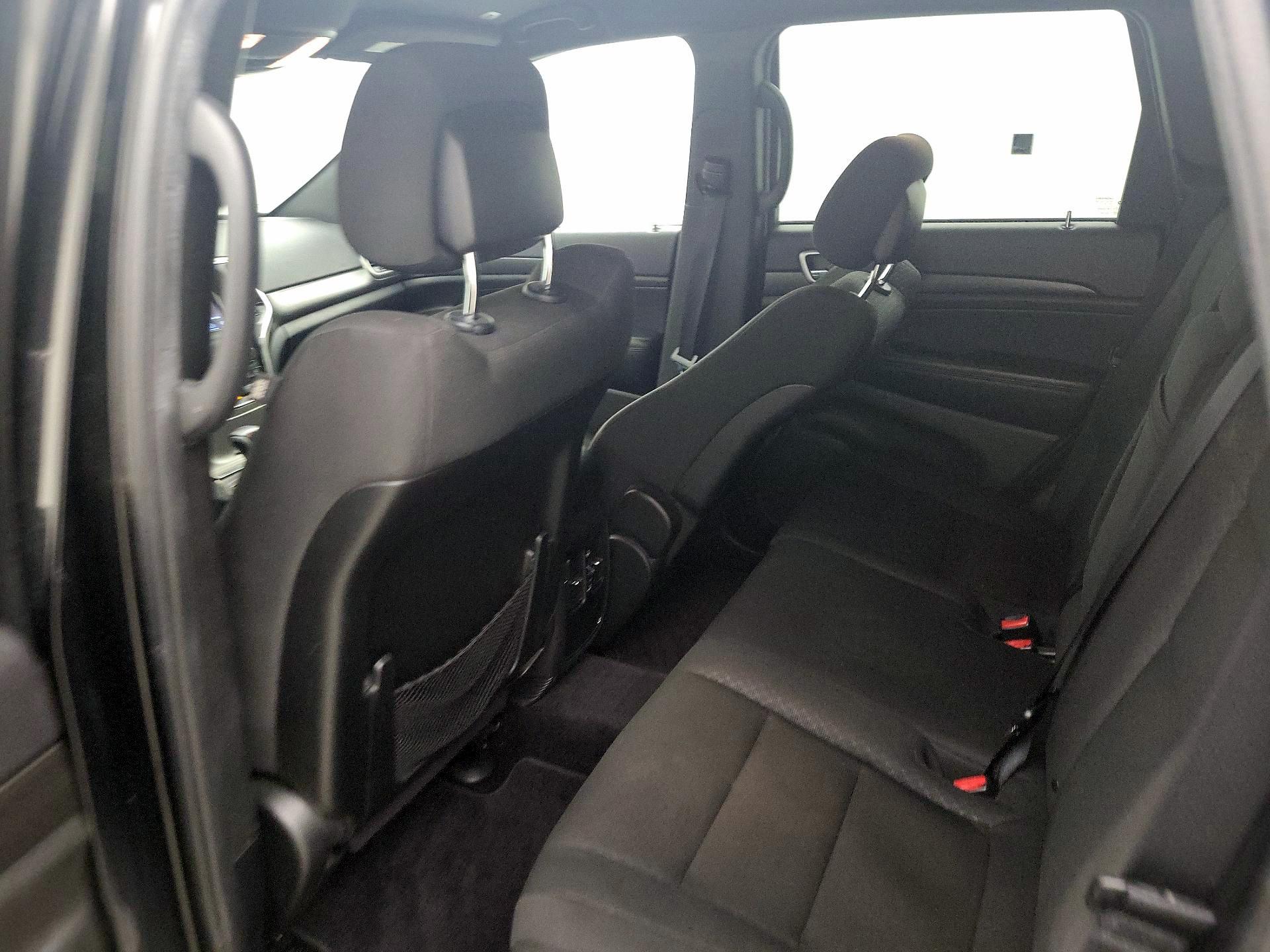 Thumbnail: 2018 Jeep Grand Cherokee - 19