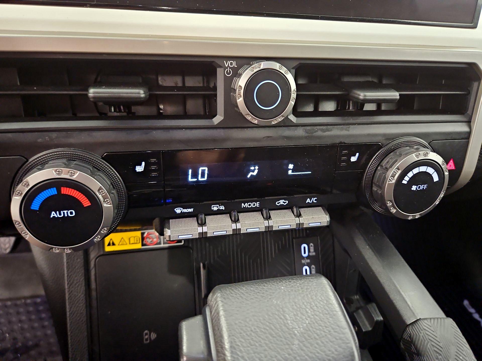 Thumbnail: 2024 Toyota Tacoma - 16