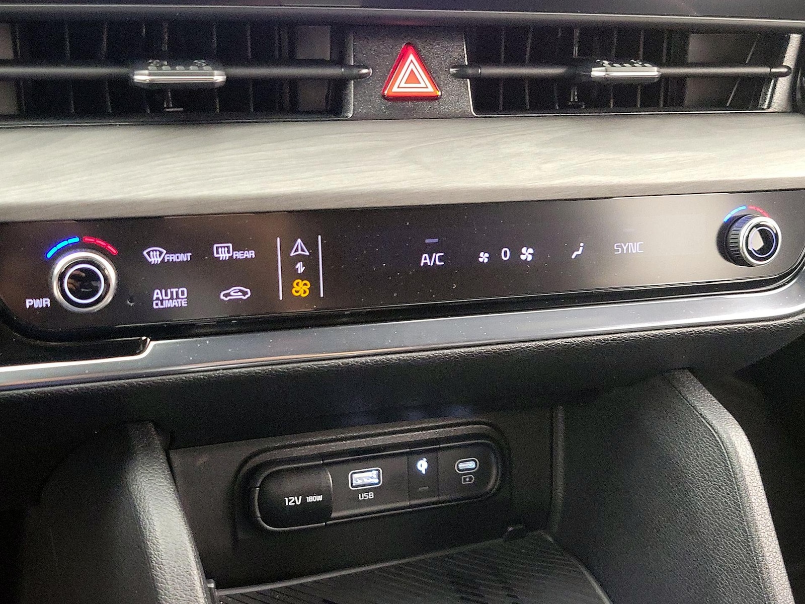 2023 Kia Sportage X-Line - Photo 18