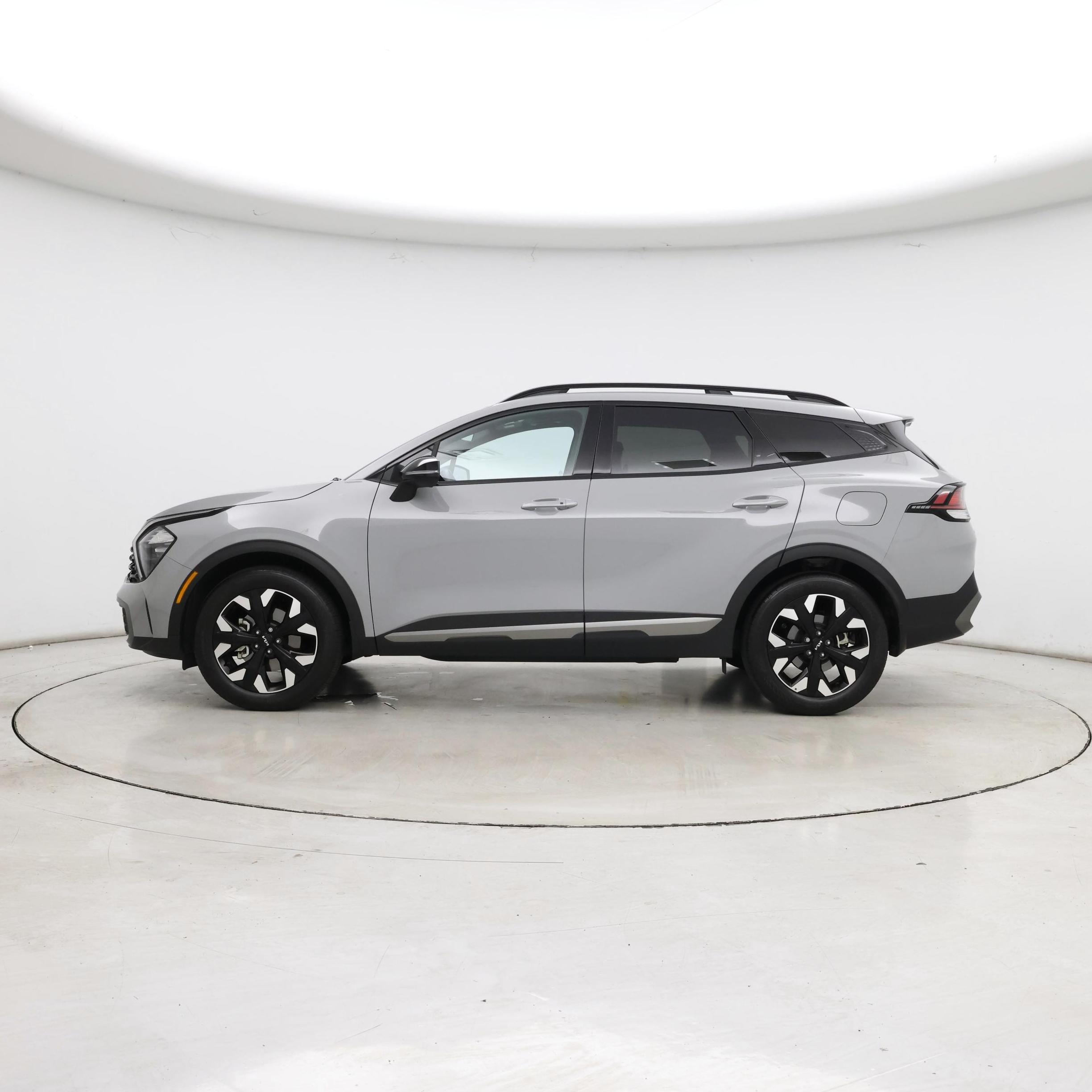 Thumbnail: 2023 Kia Sportage - 3