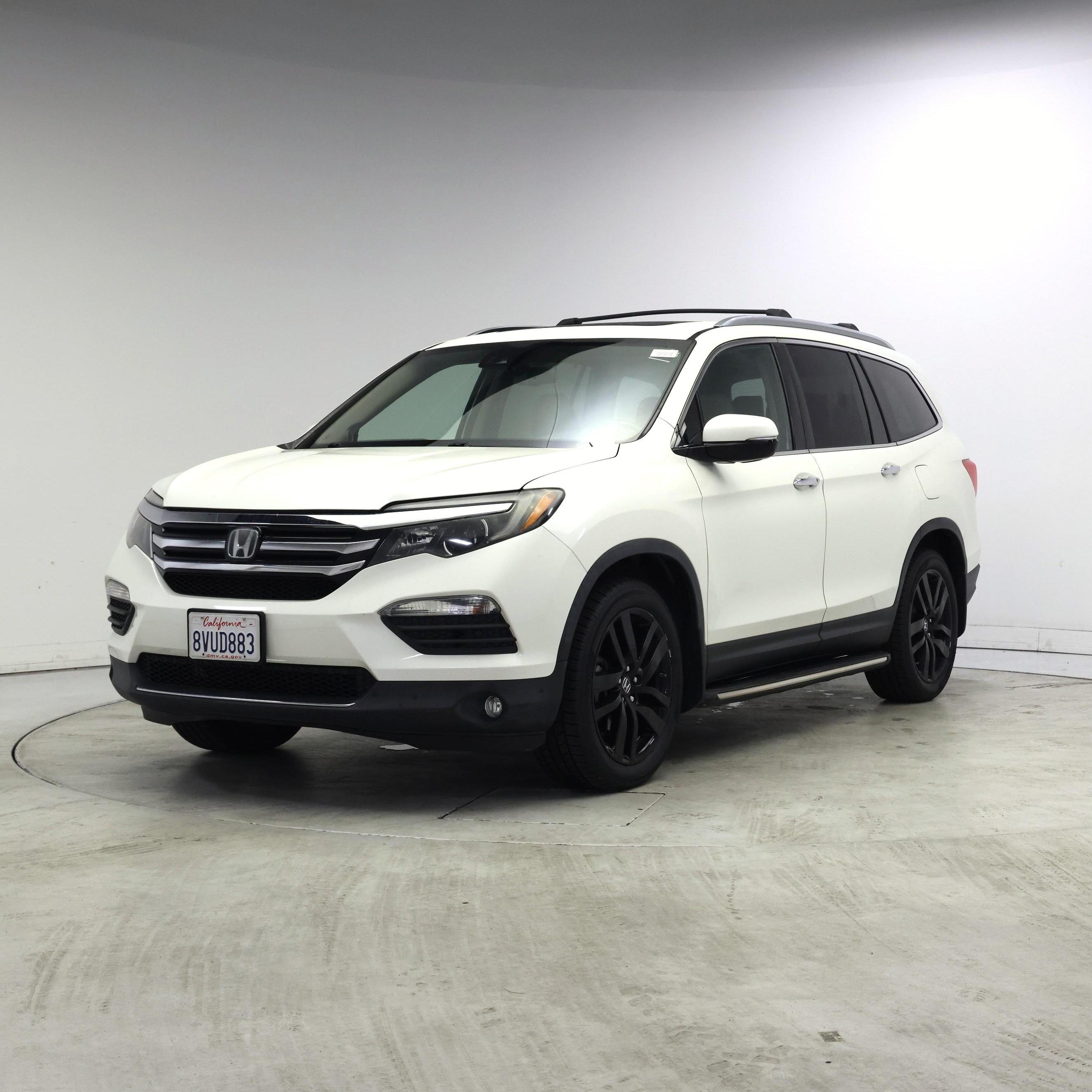 Thumbnail: 2018 Honda Pilot - 4