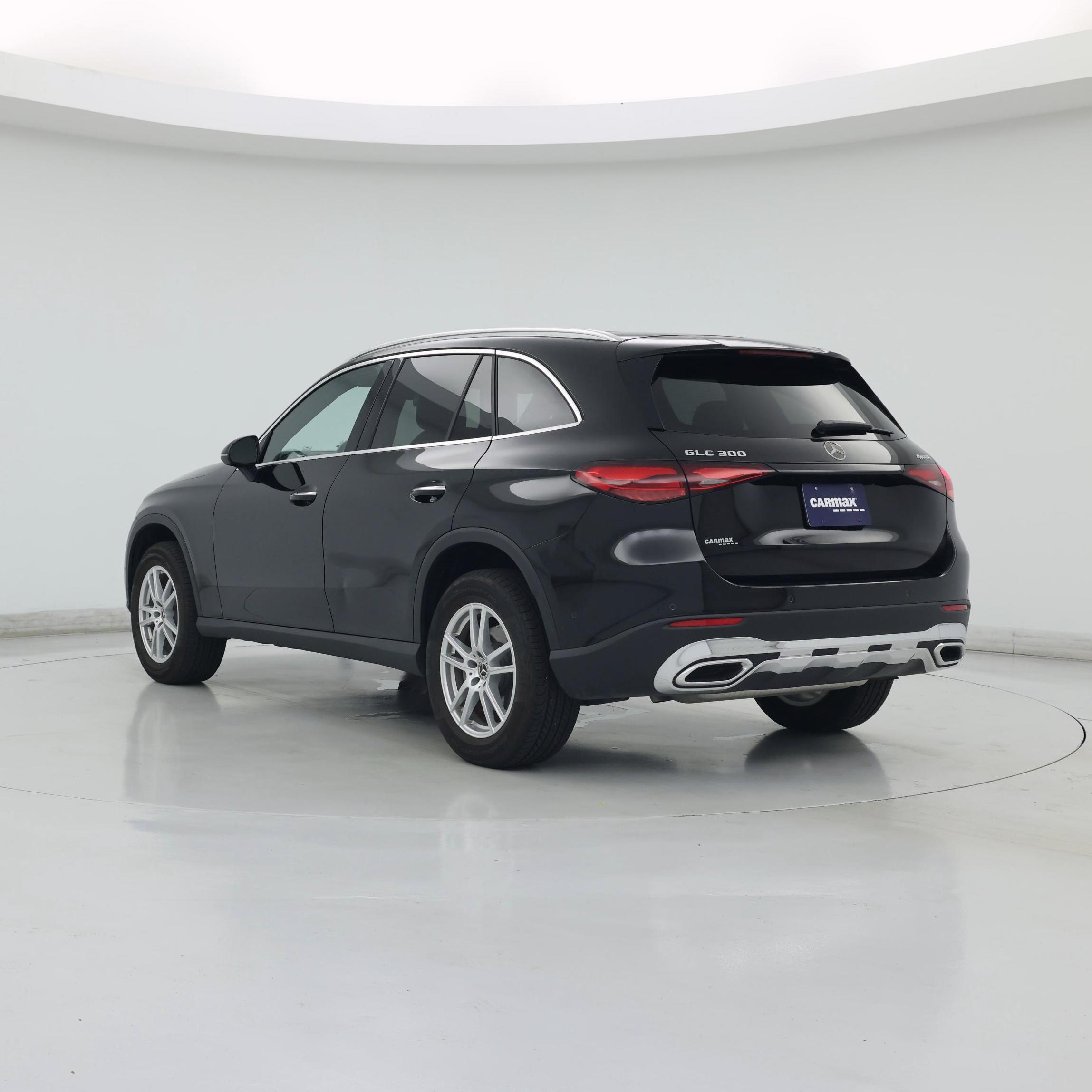 Thumbnail: 2023 Mercedes-Benz GLC - 2