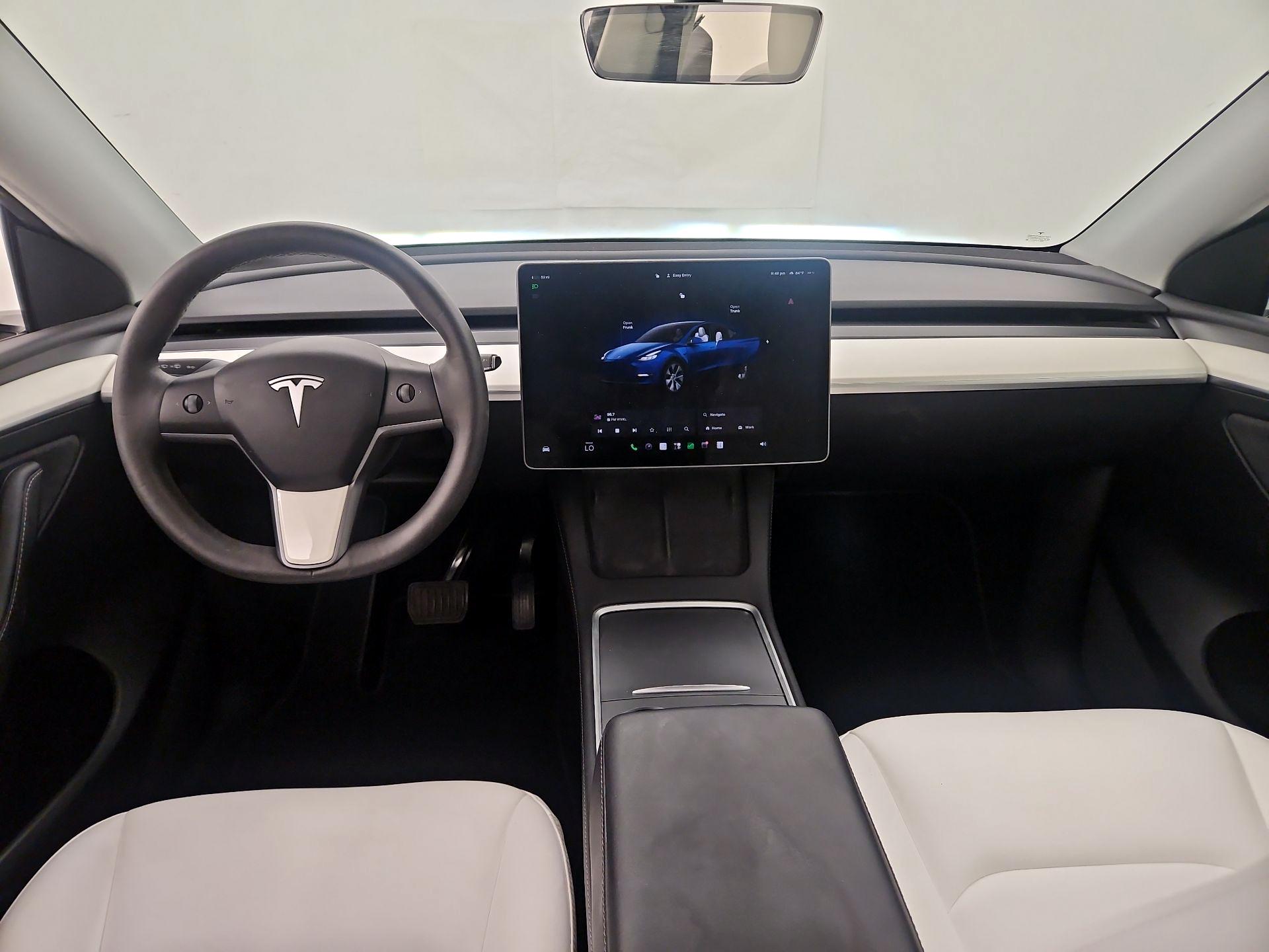 Thumbnail: 2022 Tesla Model Y - 9
