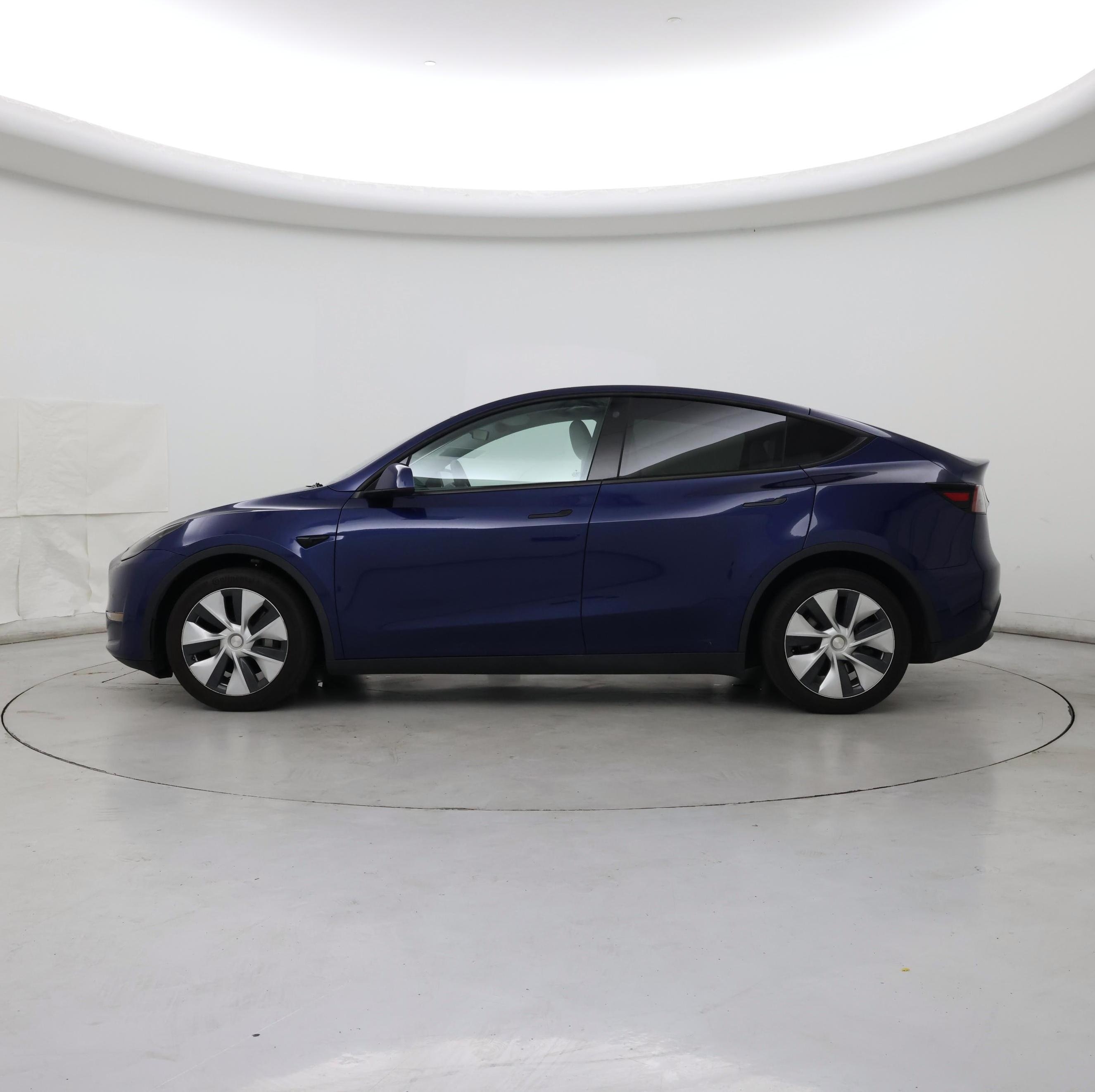 Thumbnail: 2022 Tesla Model Y - 3