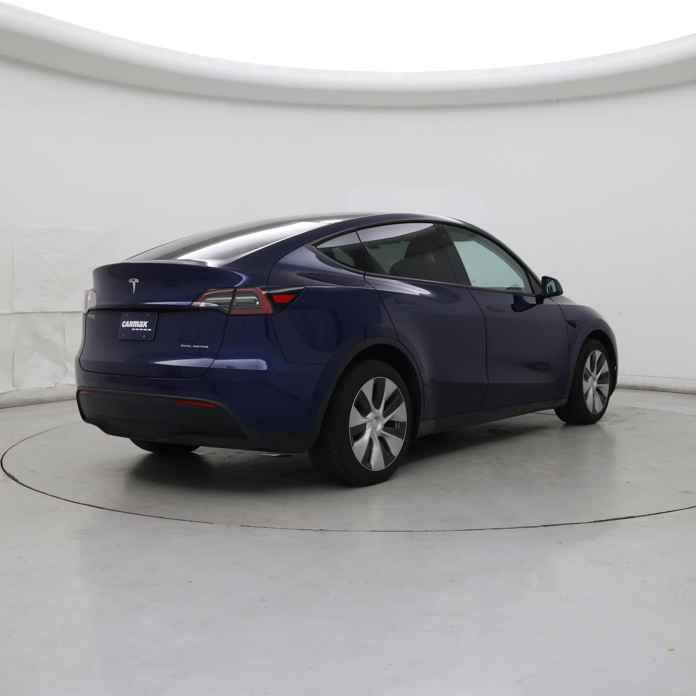 Thumbnail: 2022 Tesla Model Y - 8
