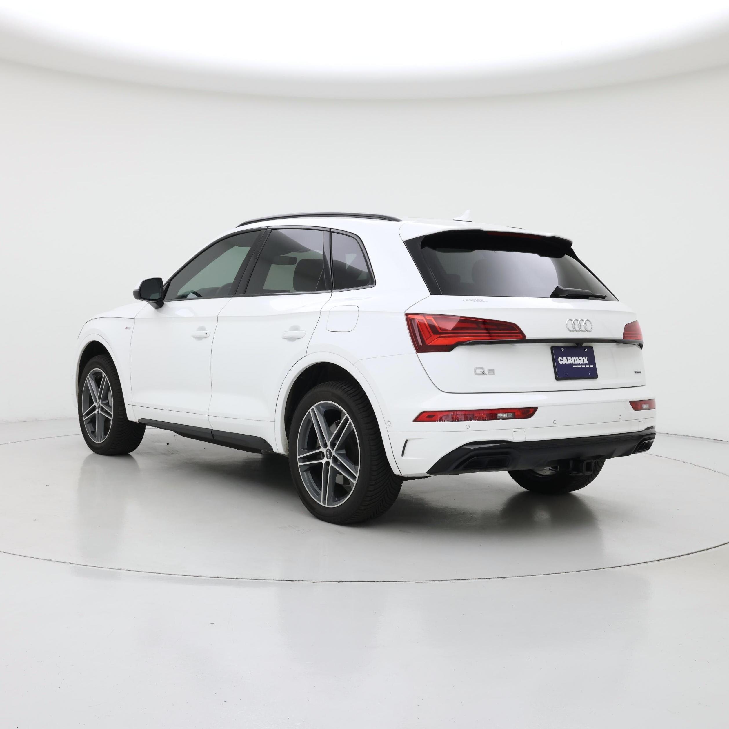 Thumbnail: 2022 Audi Q5 - 2