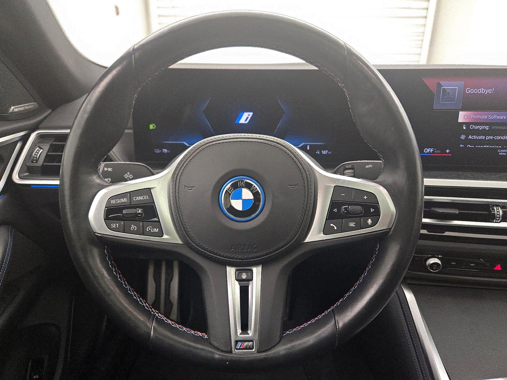 Thumbnail: 2023 BMW i4 - 10