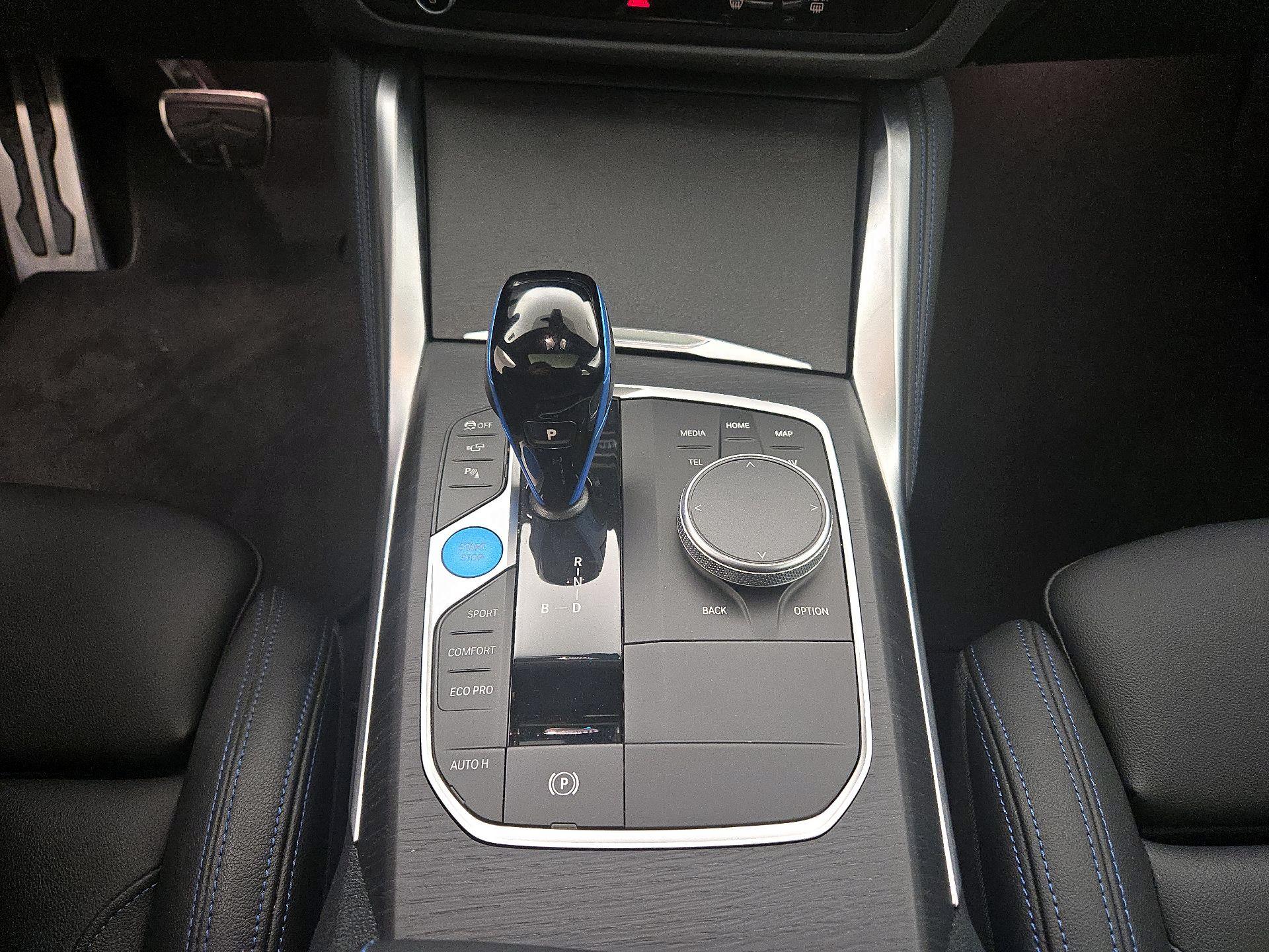 Thumbnail: 2023 BMW i4 - 18