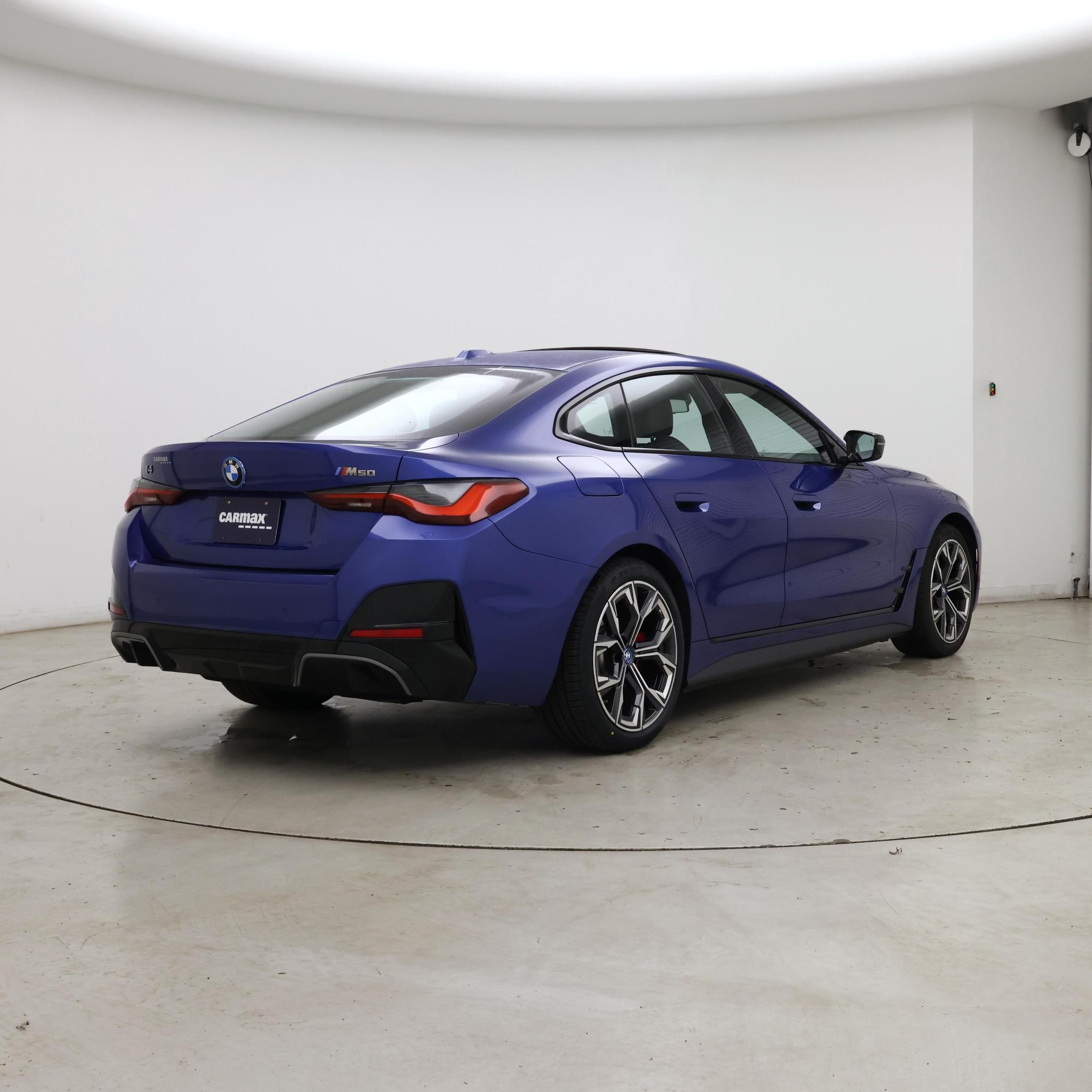 Thumbnail: 2023 BMW i4 - 8