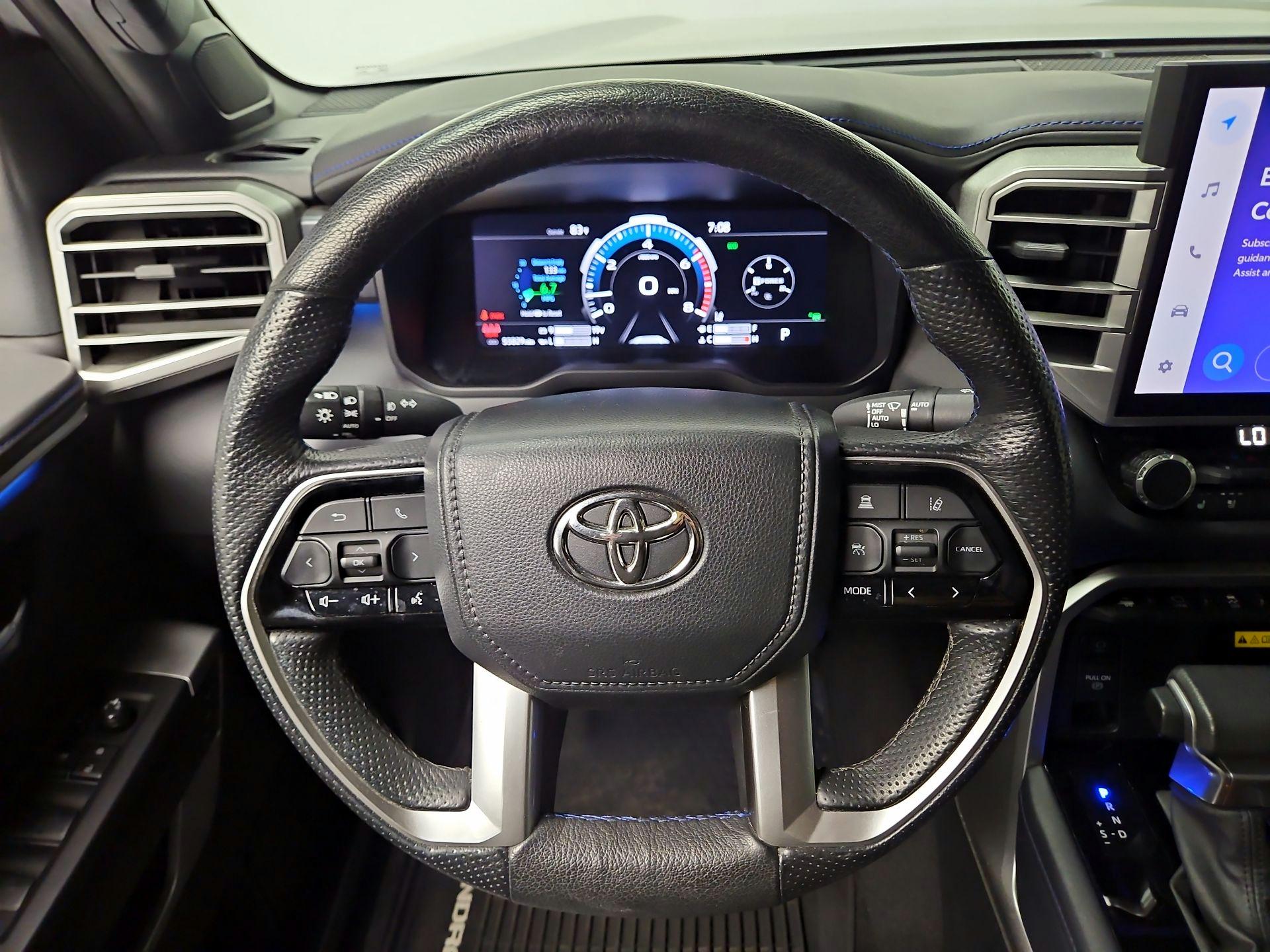 Thumbnail: 2022 Toyota Tundra - 10