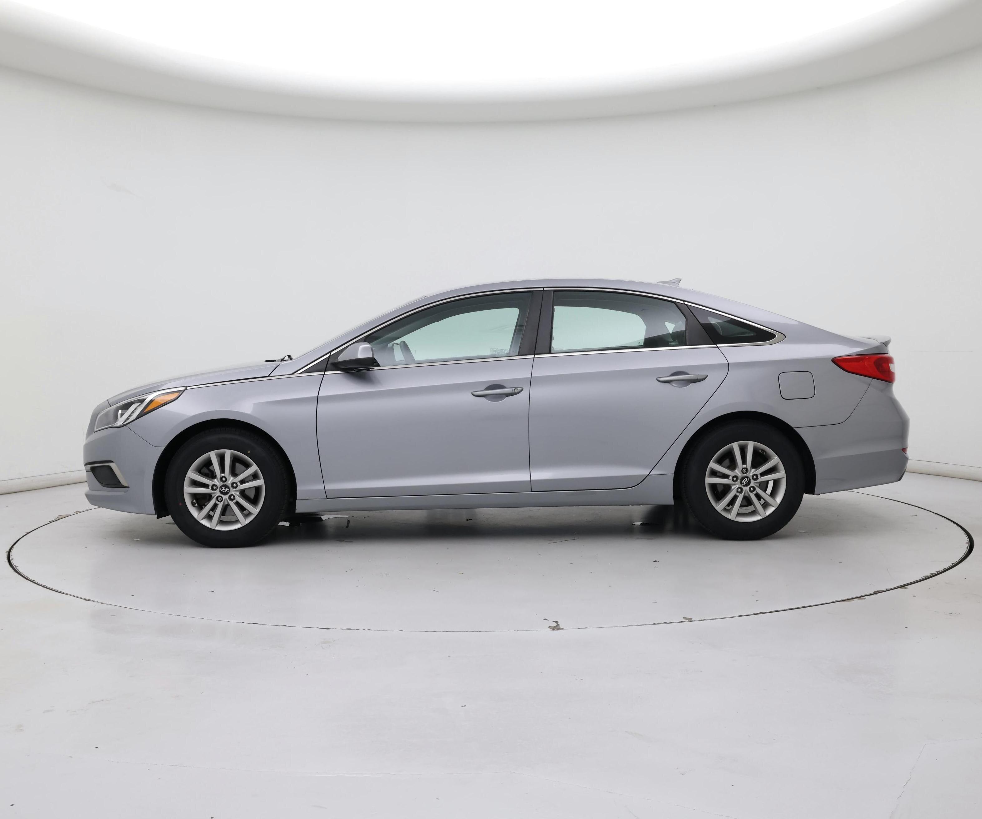 Thumbnail: 2017 Hyundai Sonata - 3
