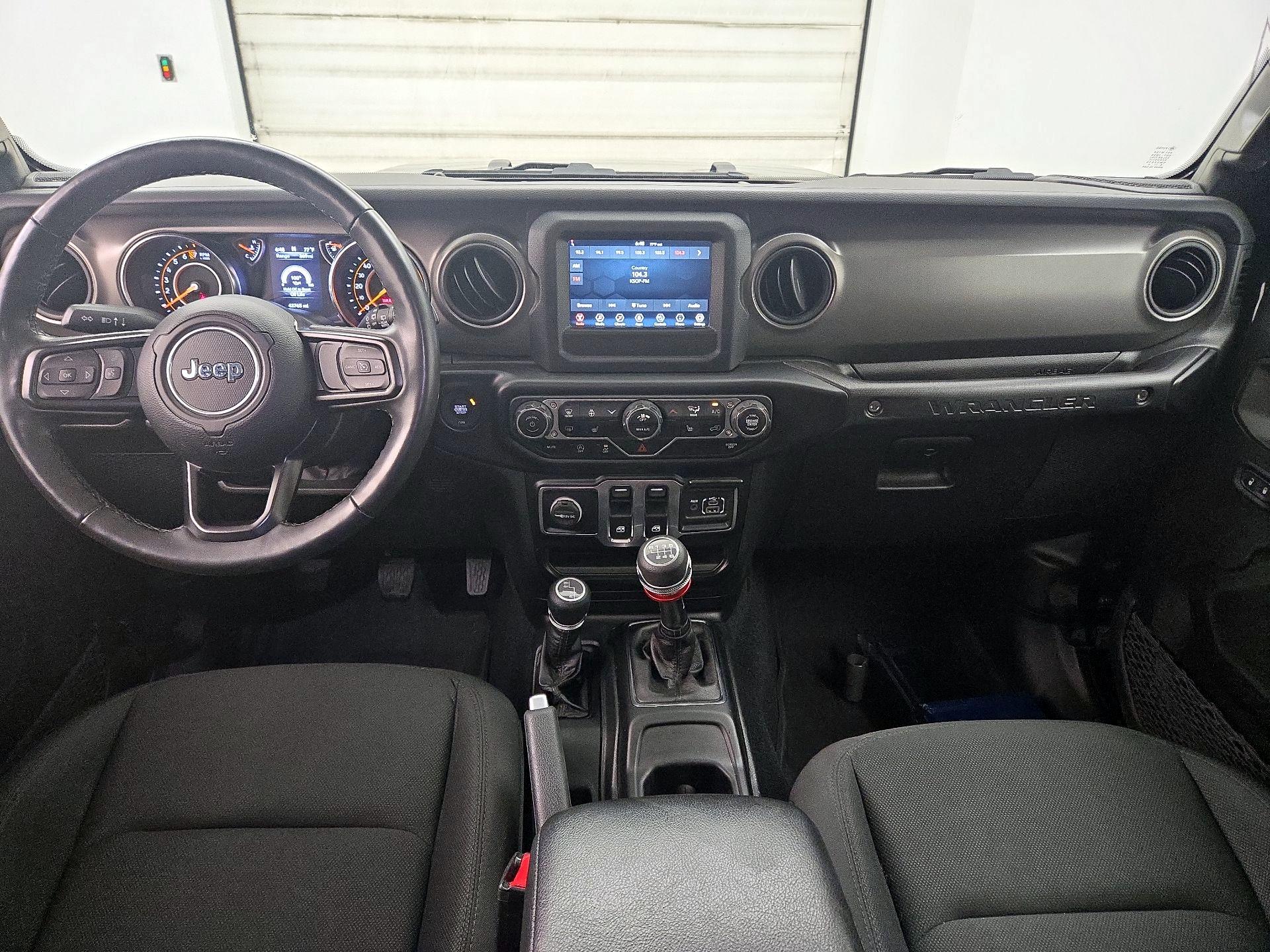 Thumbnail: 2022 Jeep Wrangler - 9