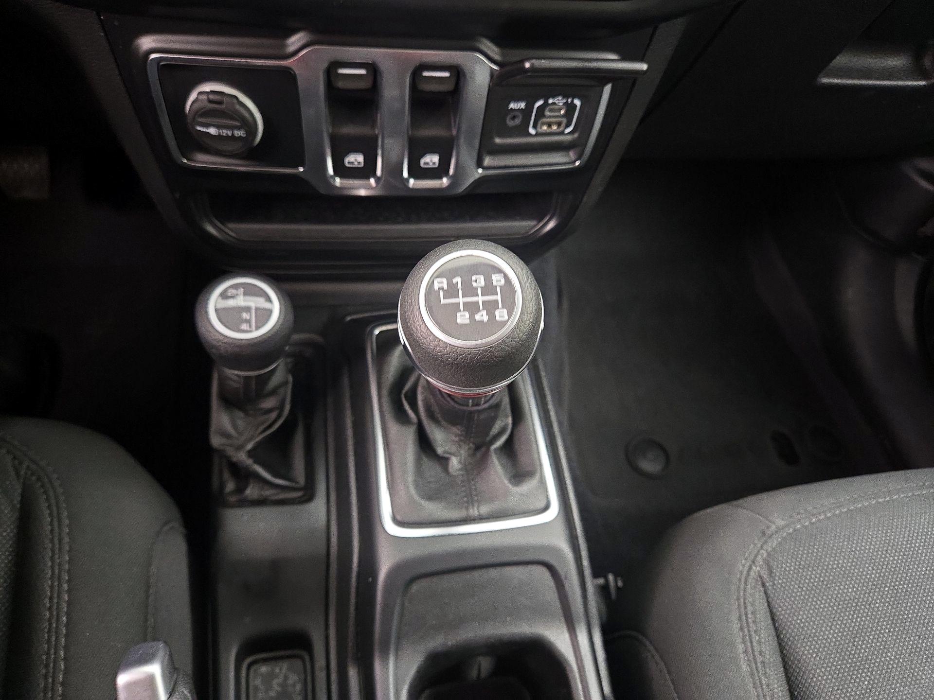 Thumbnail: 2022 Jeep Wrangler - 17