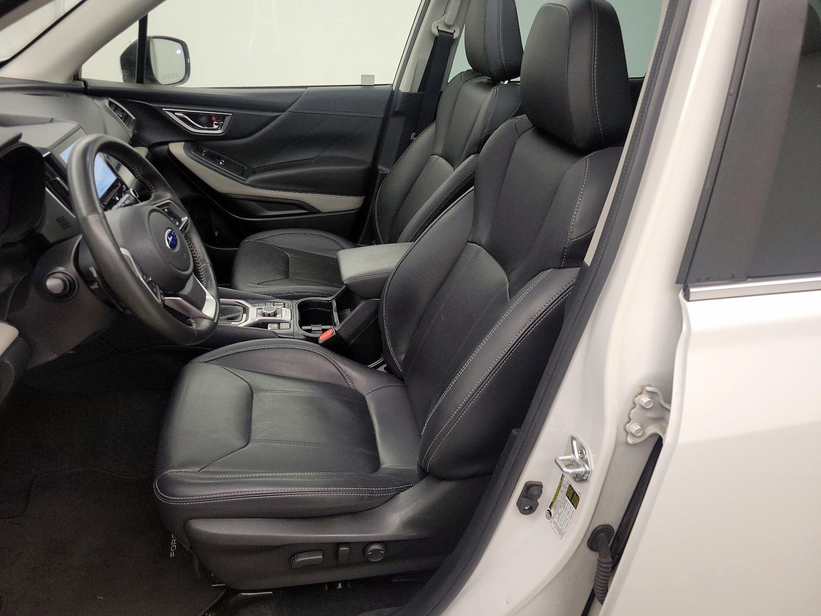 2023 Subaru Forester Limited - Photo 12
