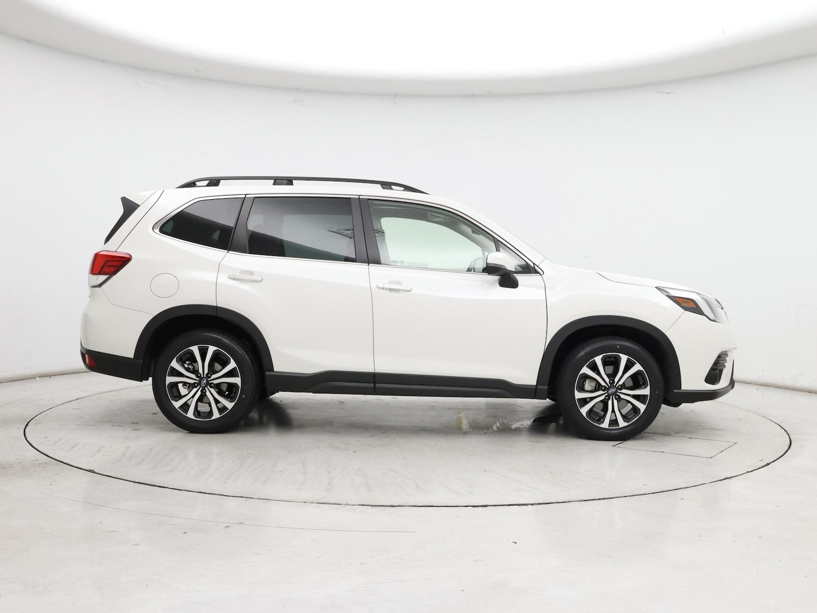 2023 Subaru Forester Limited - Photo 8