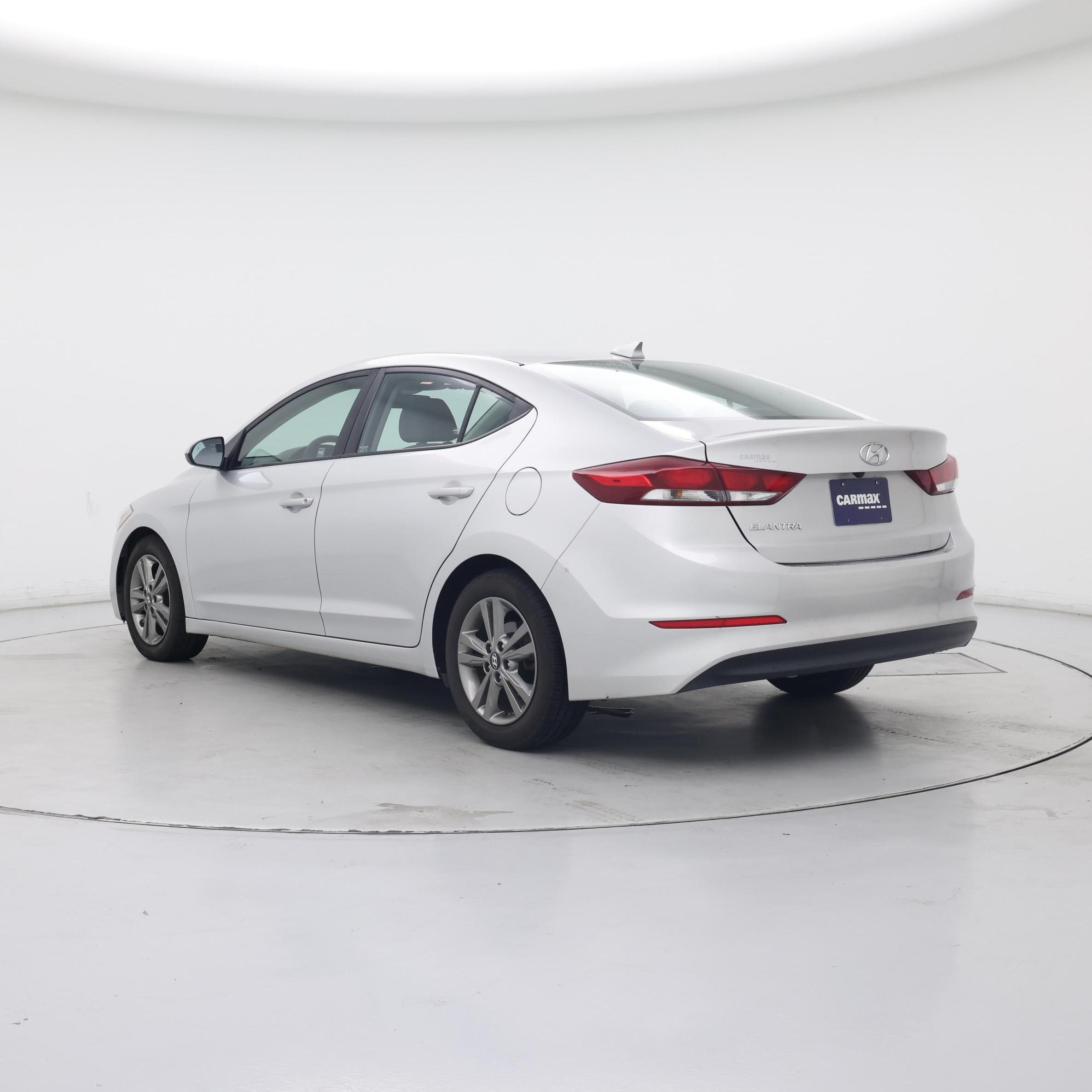 Thumbnail: 2018 Hyundai Elantra - 2