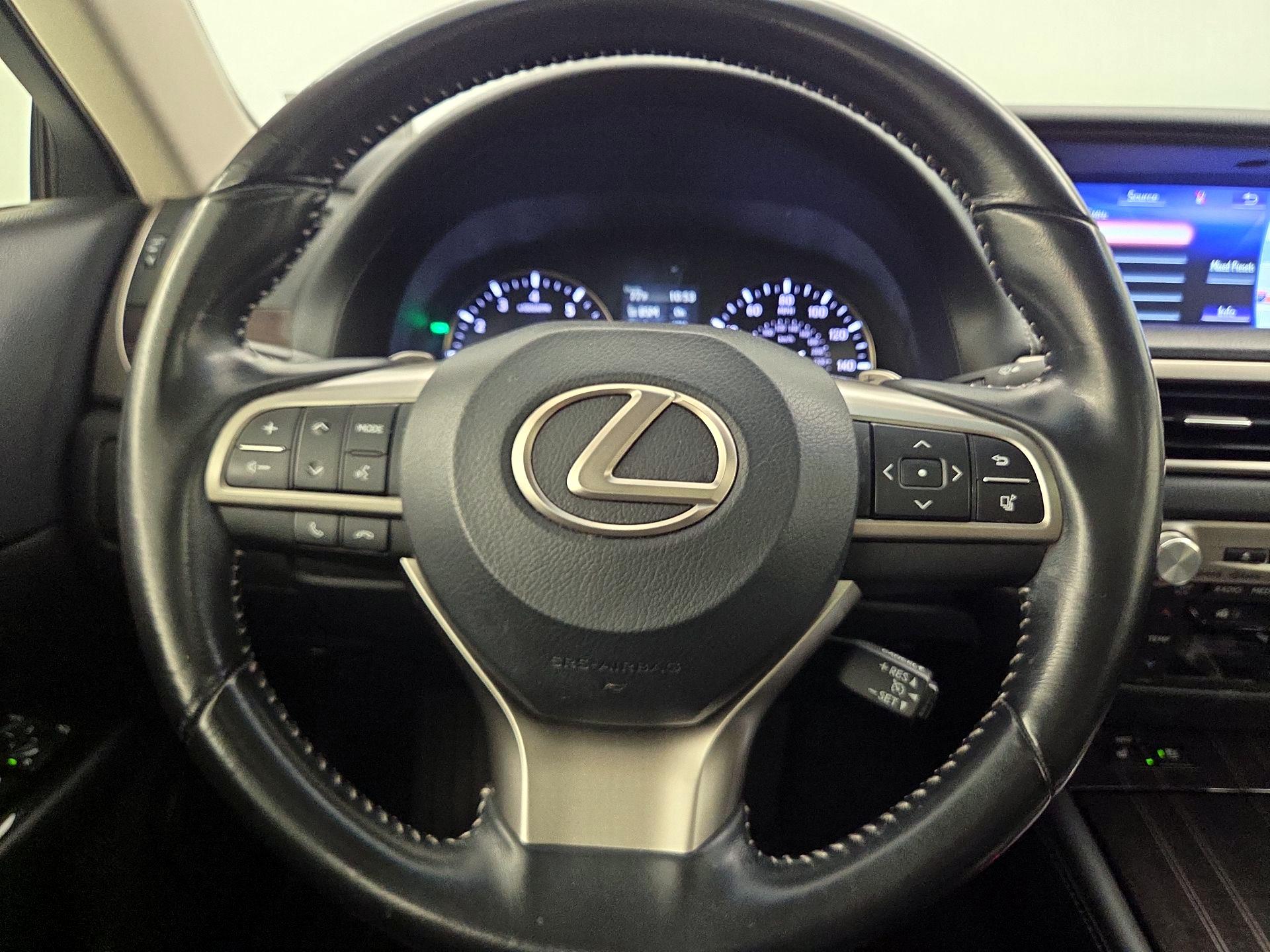 Thumbnail: 2016 Lexus GS - 10