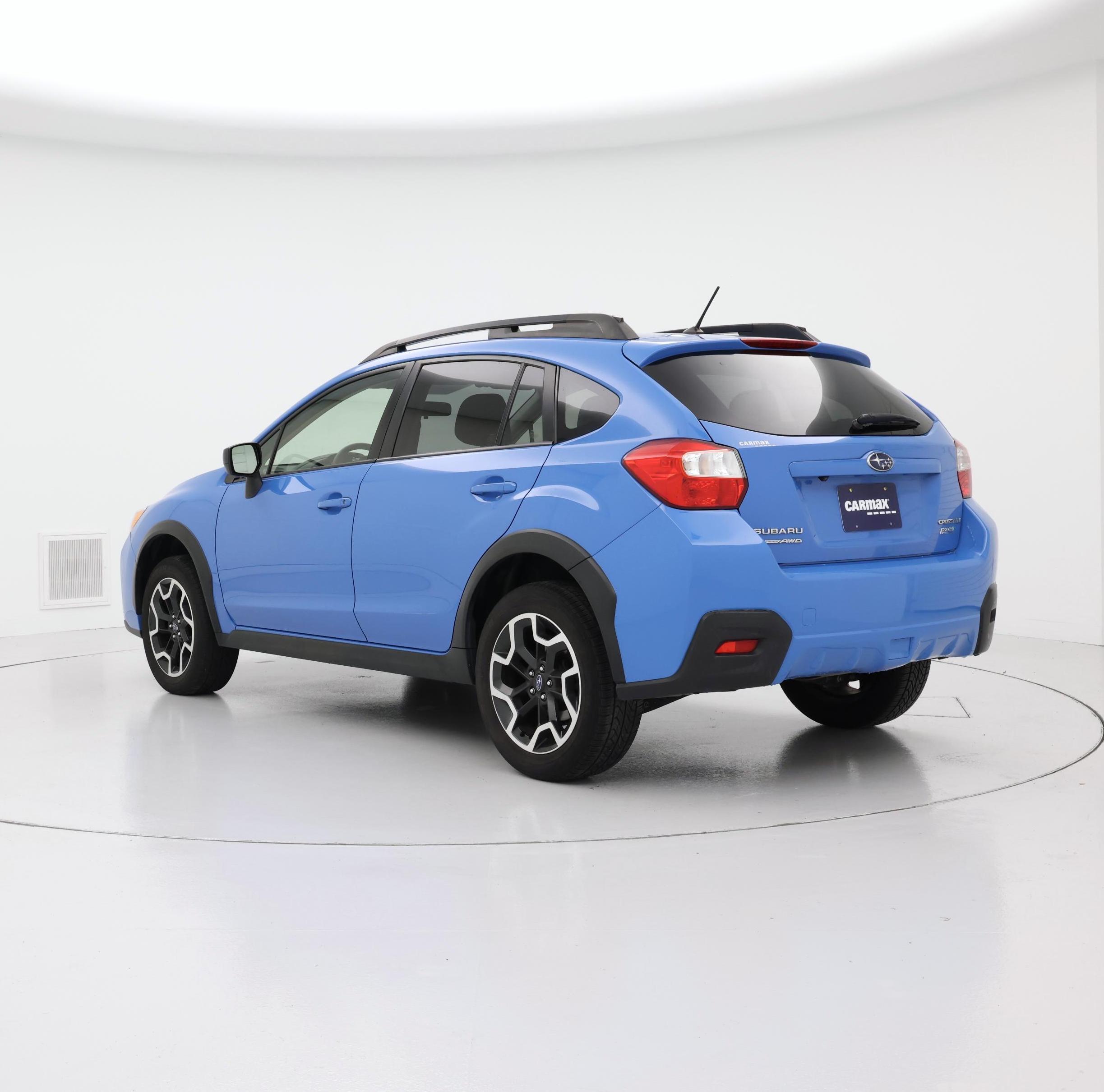Thumbnail: 2017 Subaru Crosstrek - 2