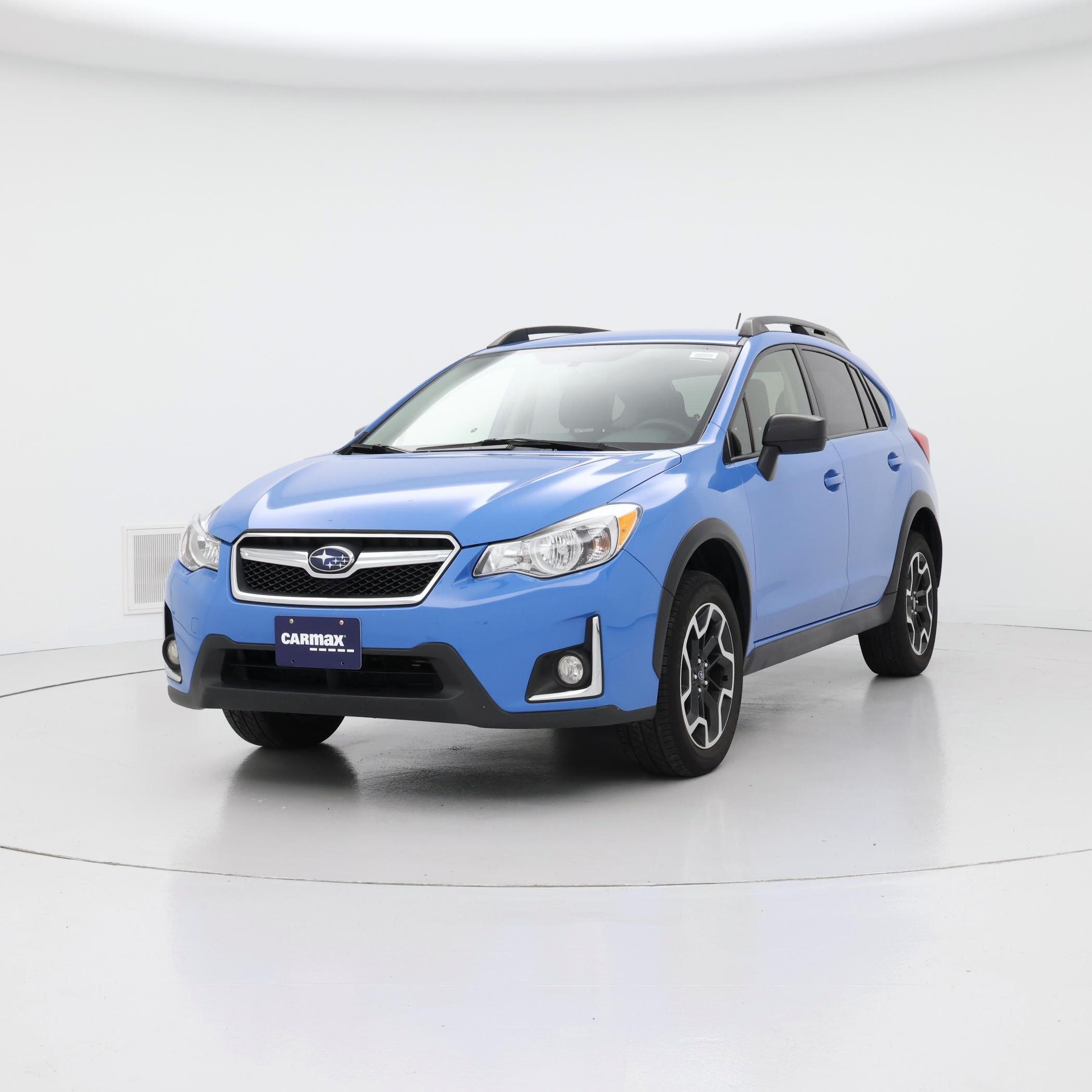 Thumbnail: 2017 Subaru Crosstrek - 4