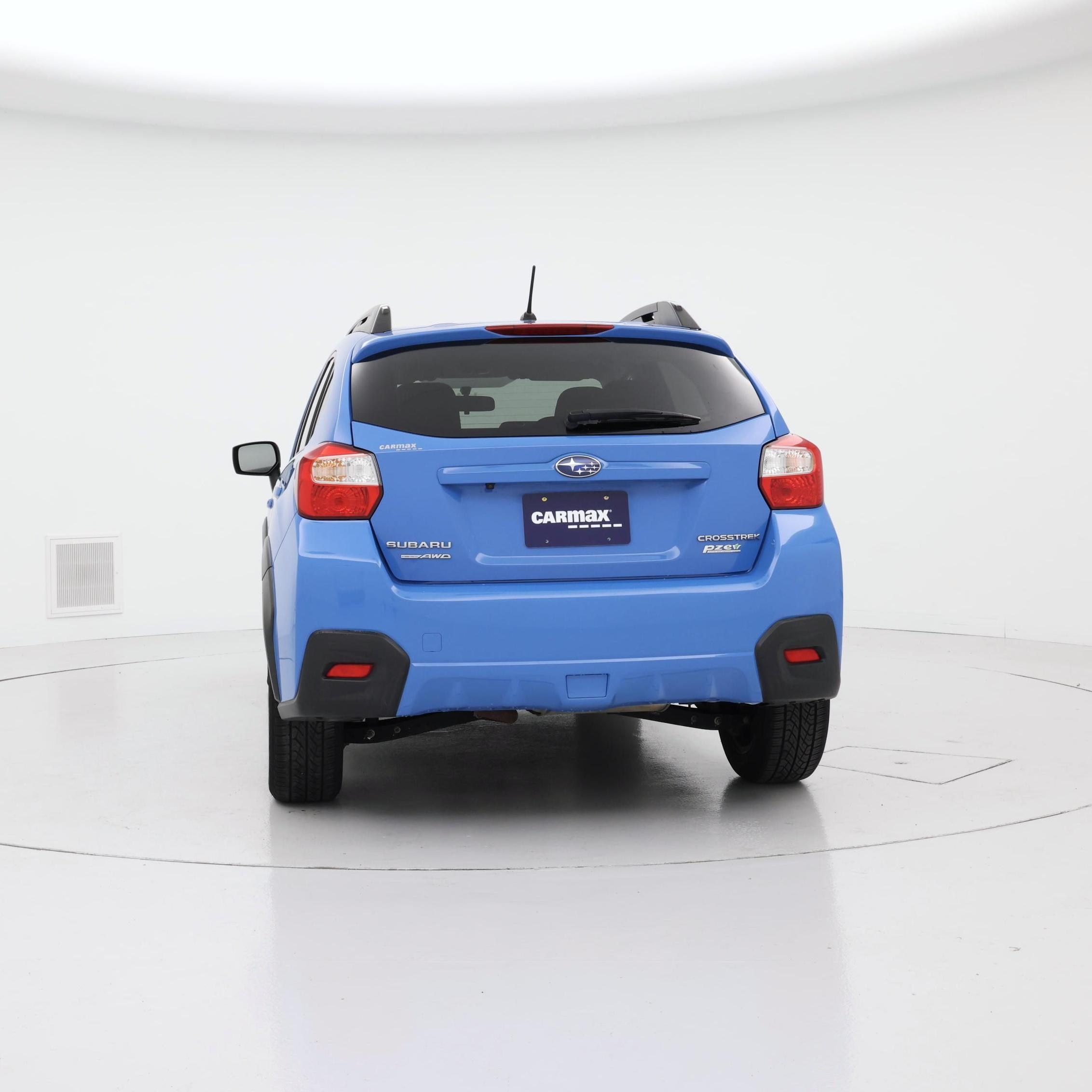 Thumbnail: 2017 Subaru Crosstrek - 6