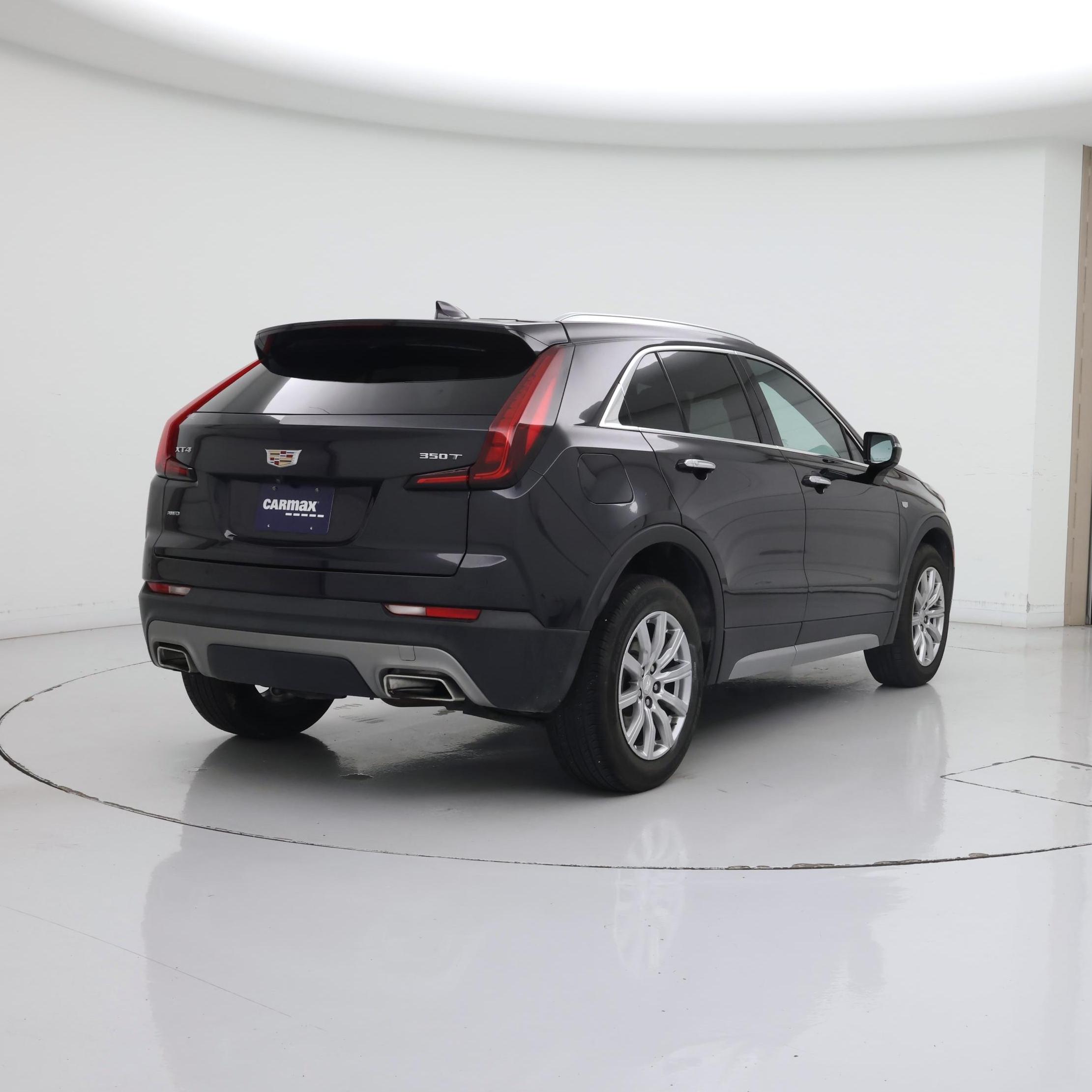 Thumbnail: 2023 Cadillac XT4 - 8