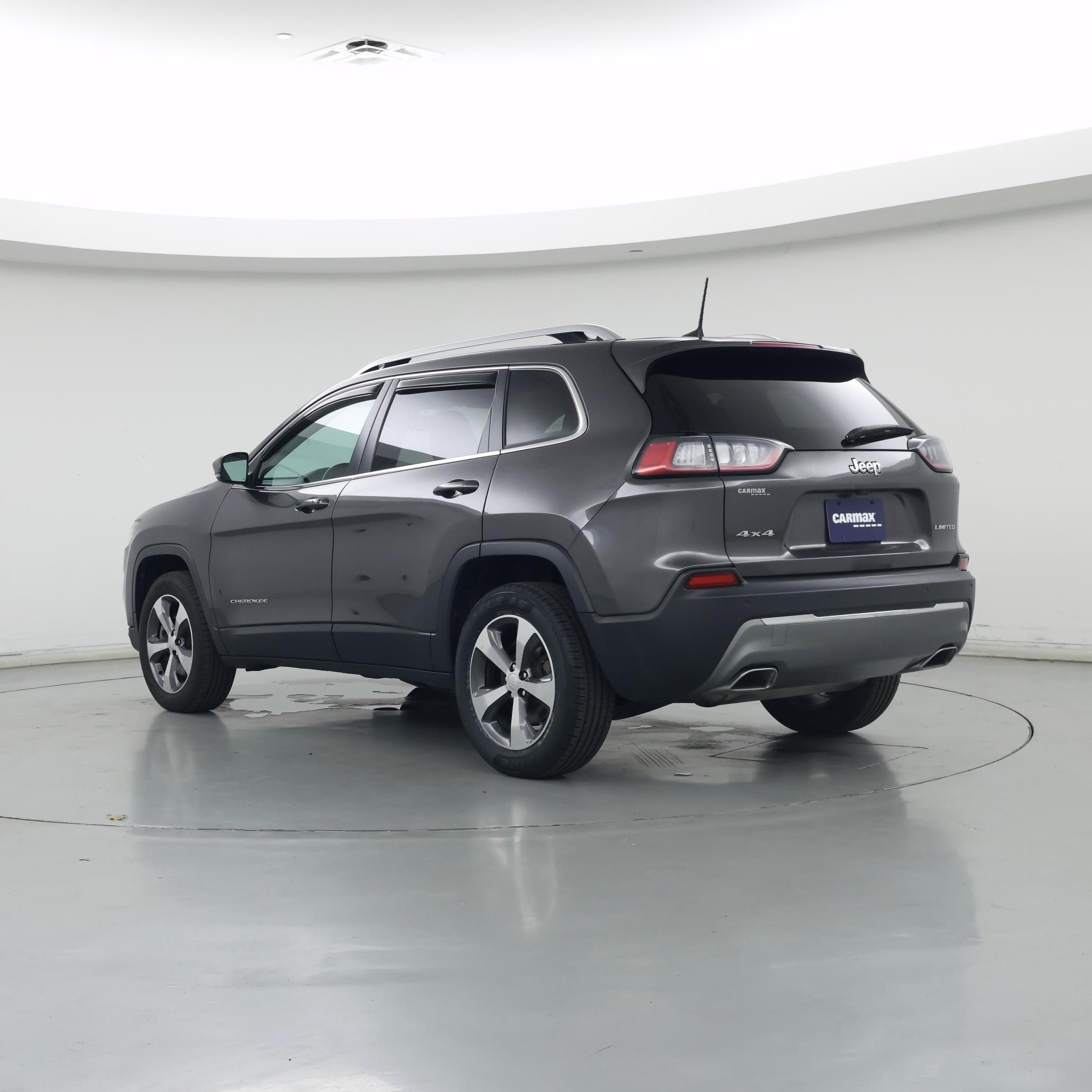Thumbnail: 2019 Jeep Cherokee - 2