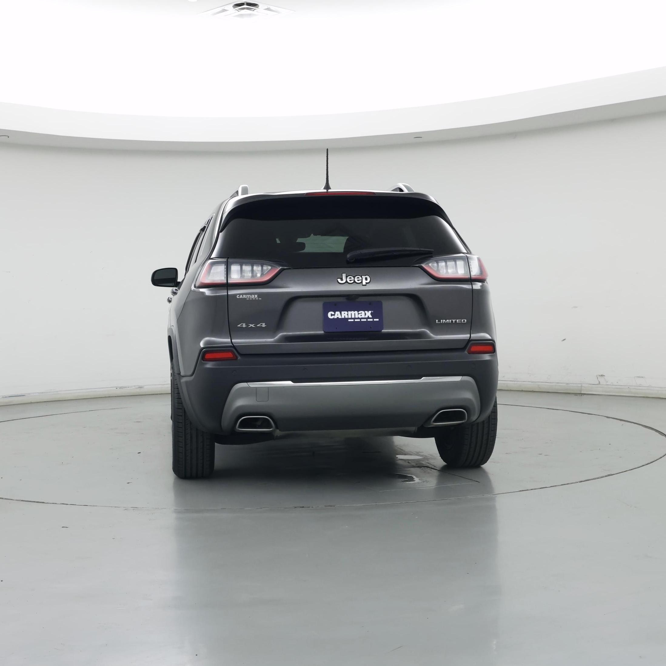 Thumbnail: 2019 Jeep Cherokee - 6