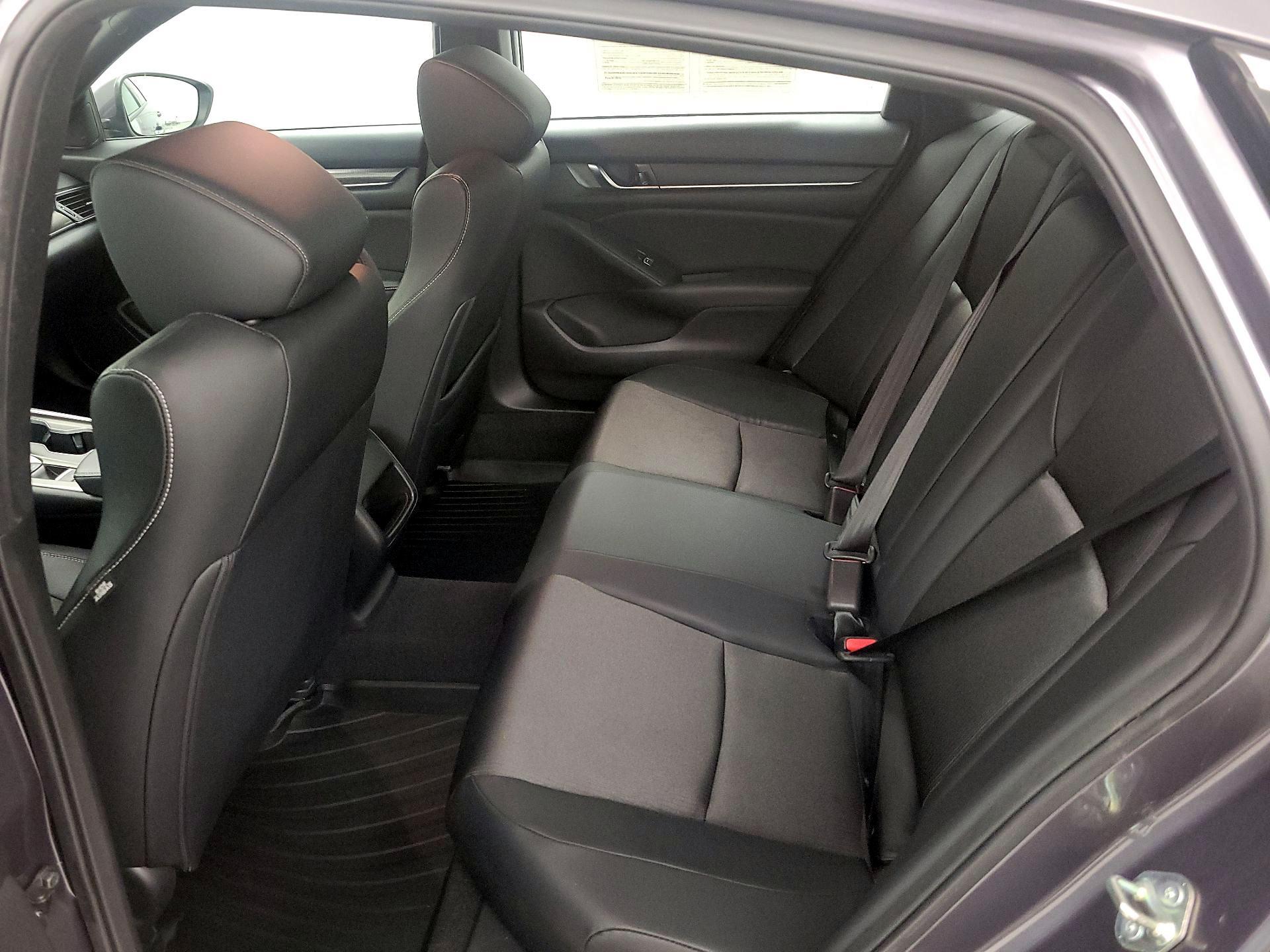 Thumbnail: 2018 Honda Accord - 19