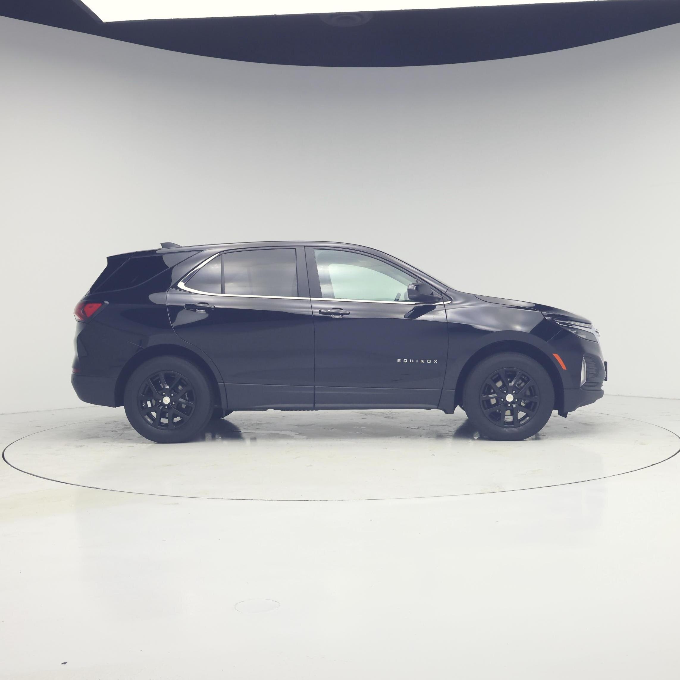 Thumbnail: 2023 Chevrolet Equinox - 7