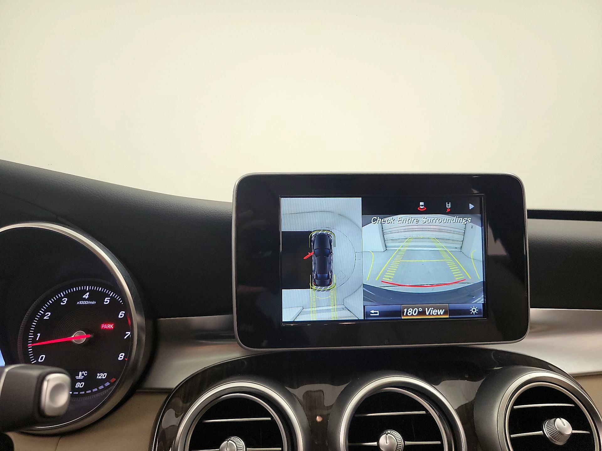 Thumbnail: 2016 Mercedes-Benz C-Class - 14