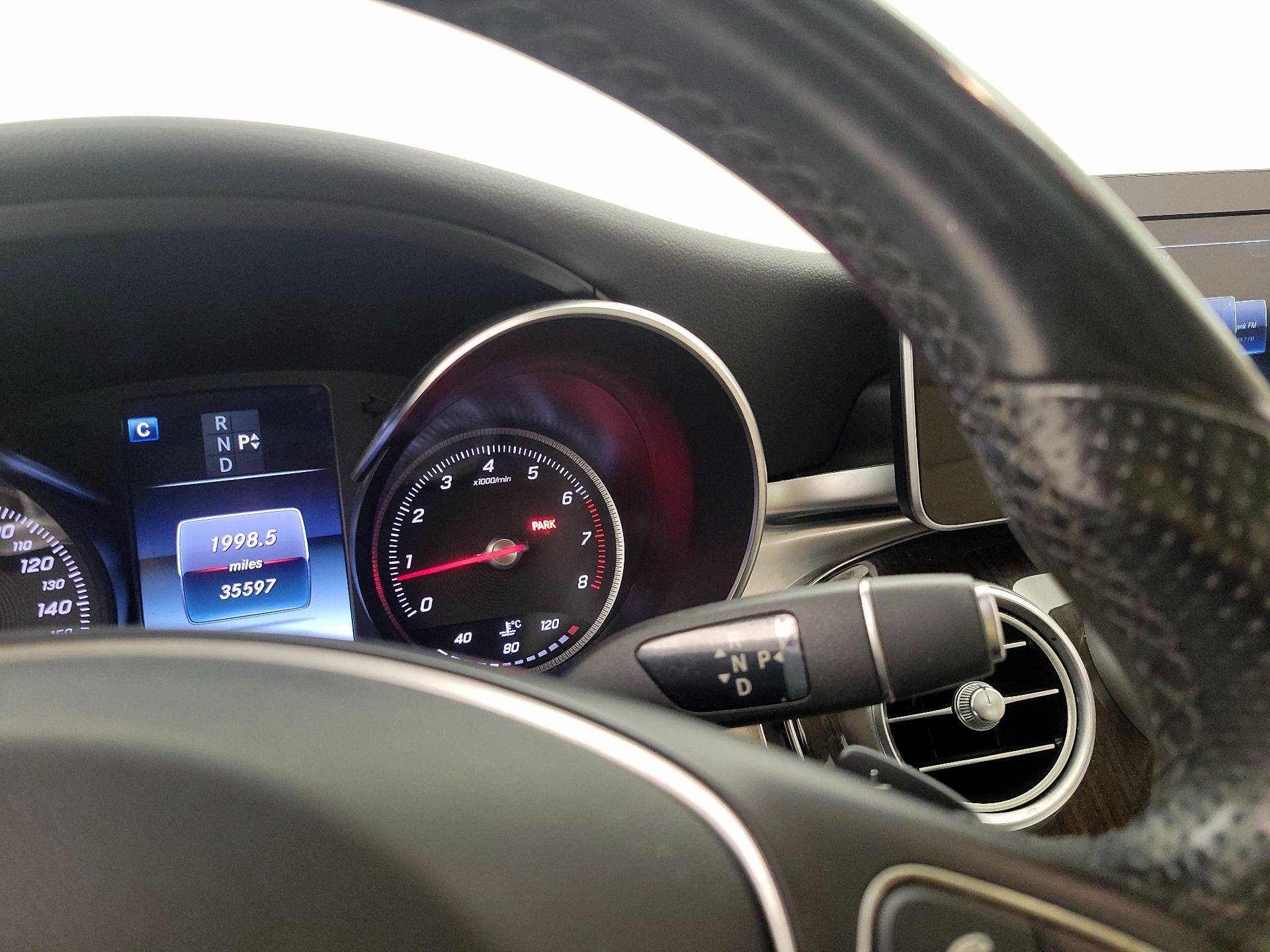 Thumbnail: 2016 Mercedes-Benz C-Class - 17