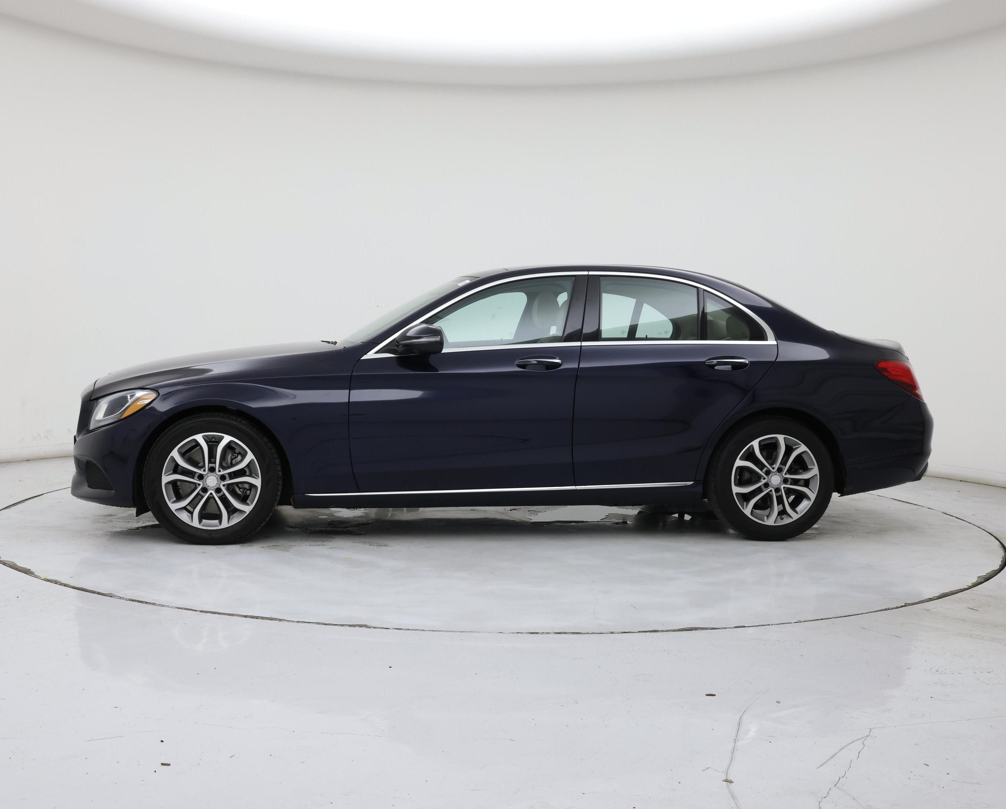 Thumbnail: 2016 Mercedes-Benz C-Class - 3