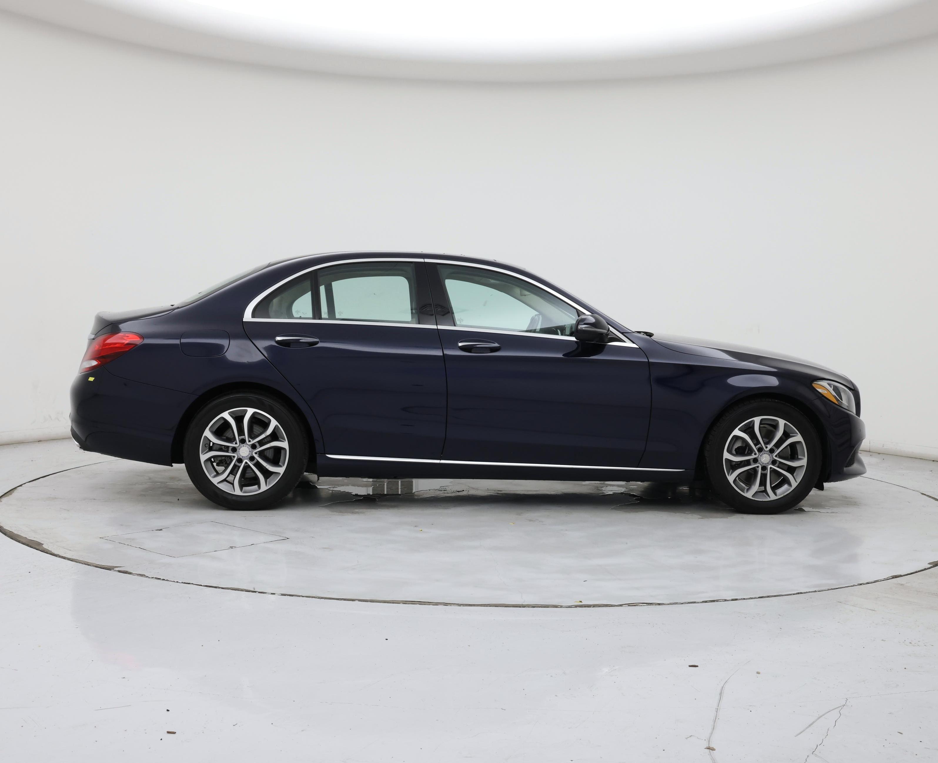 Thumbnail: 2016 Mercedes-Benz C-Class - 7