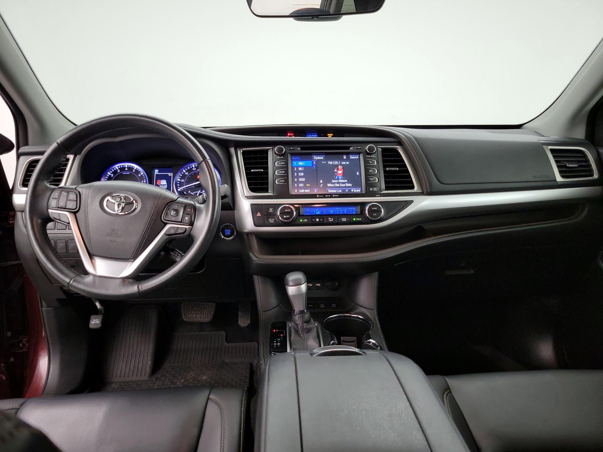 Thumbnail: 2019 Toyota Highlander - 9