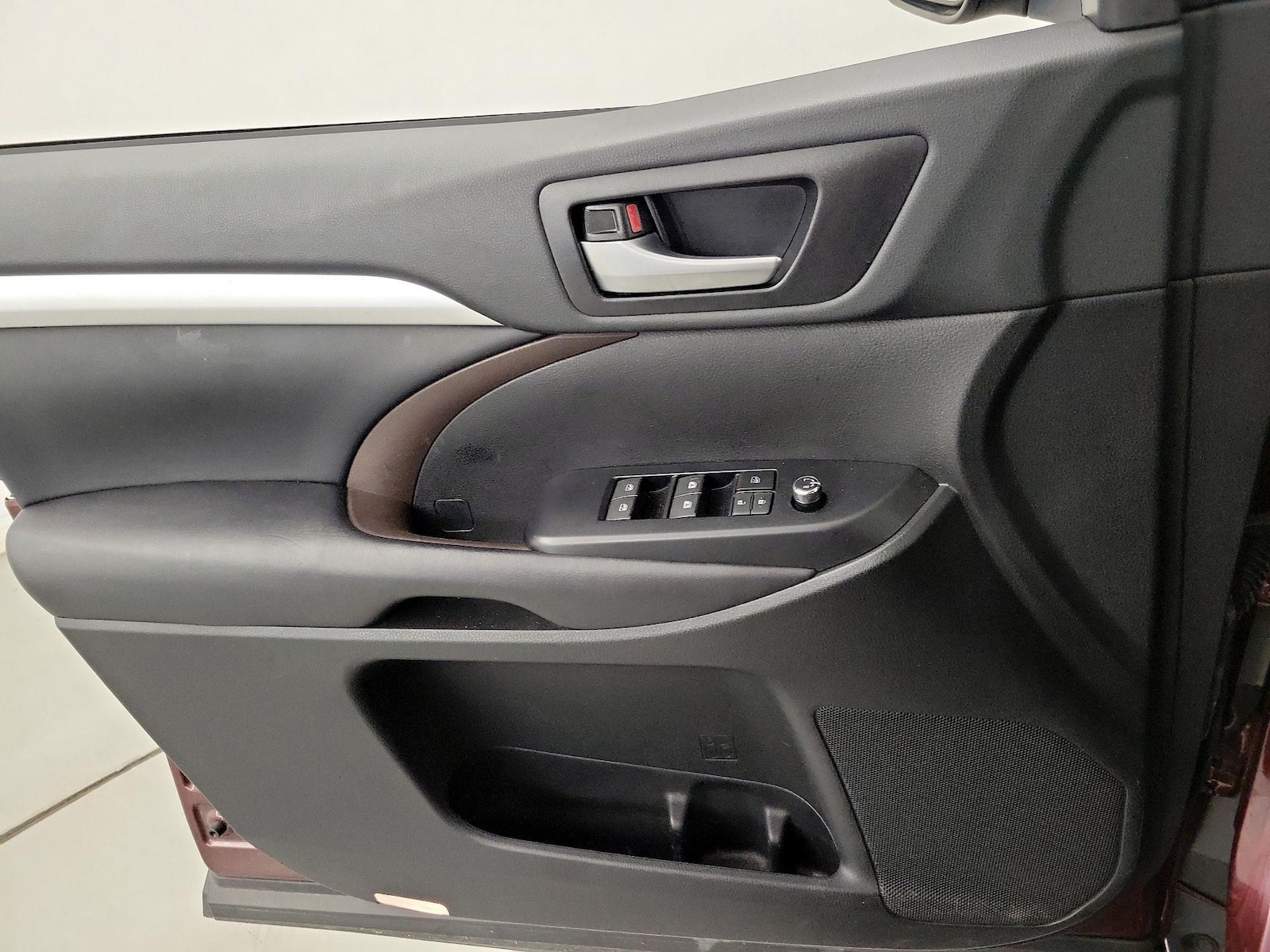 2019 Toyota Highlander XLE - Photo 13