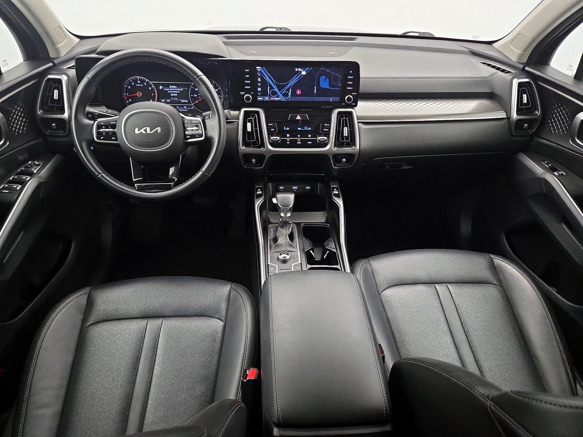 Thumbnail: 2022 Kia Sorento - 9