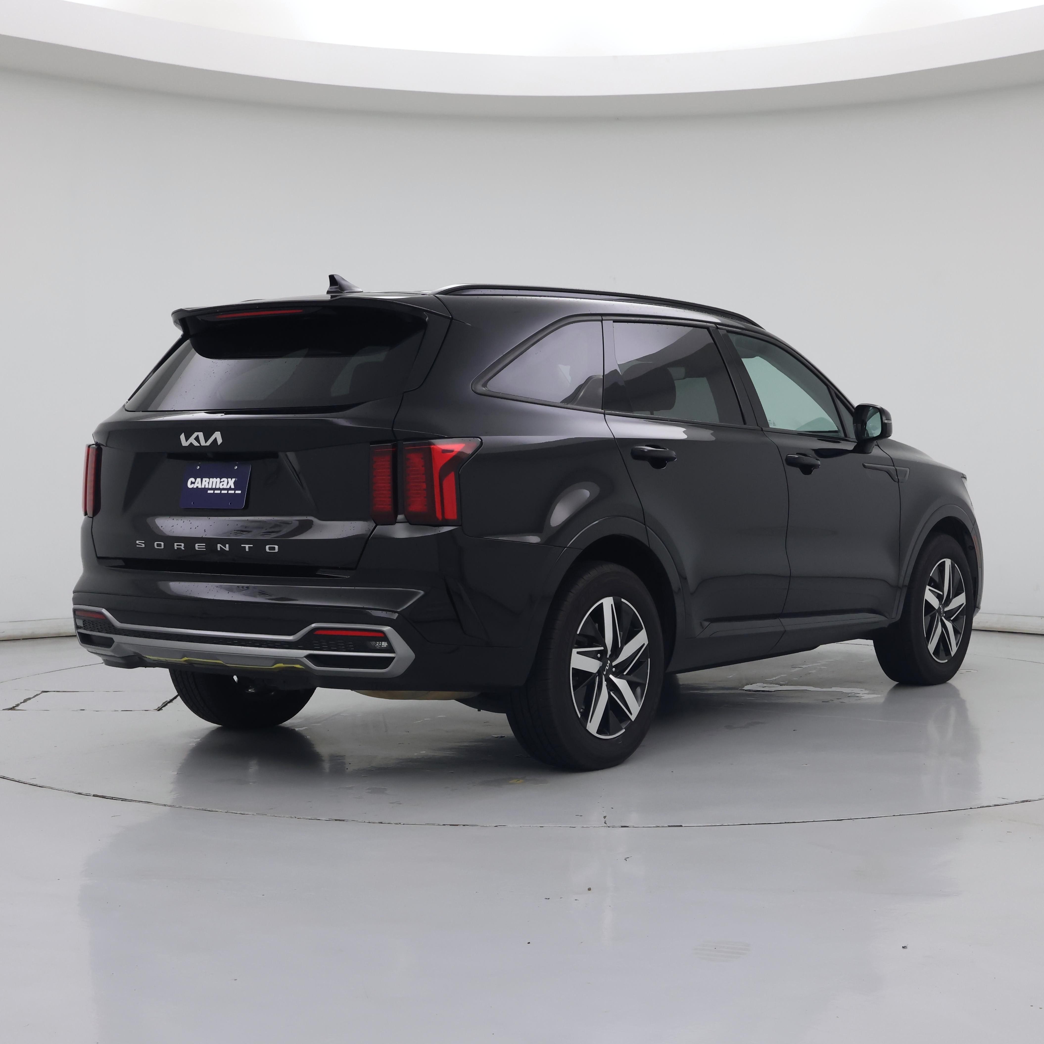 Thumbnail: 2022 Kia Sorento - 8