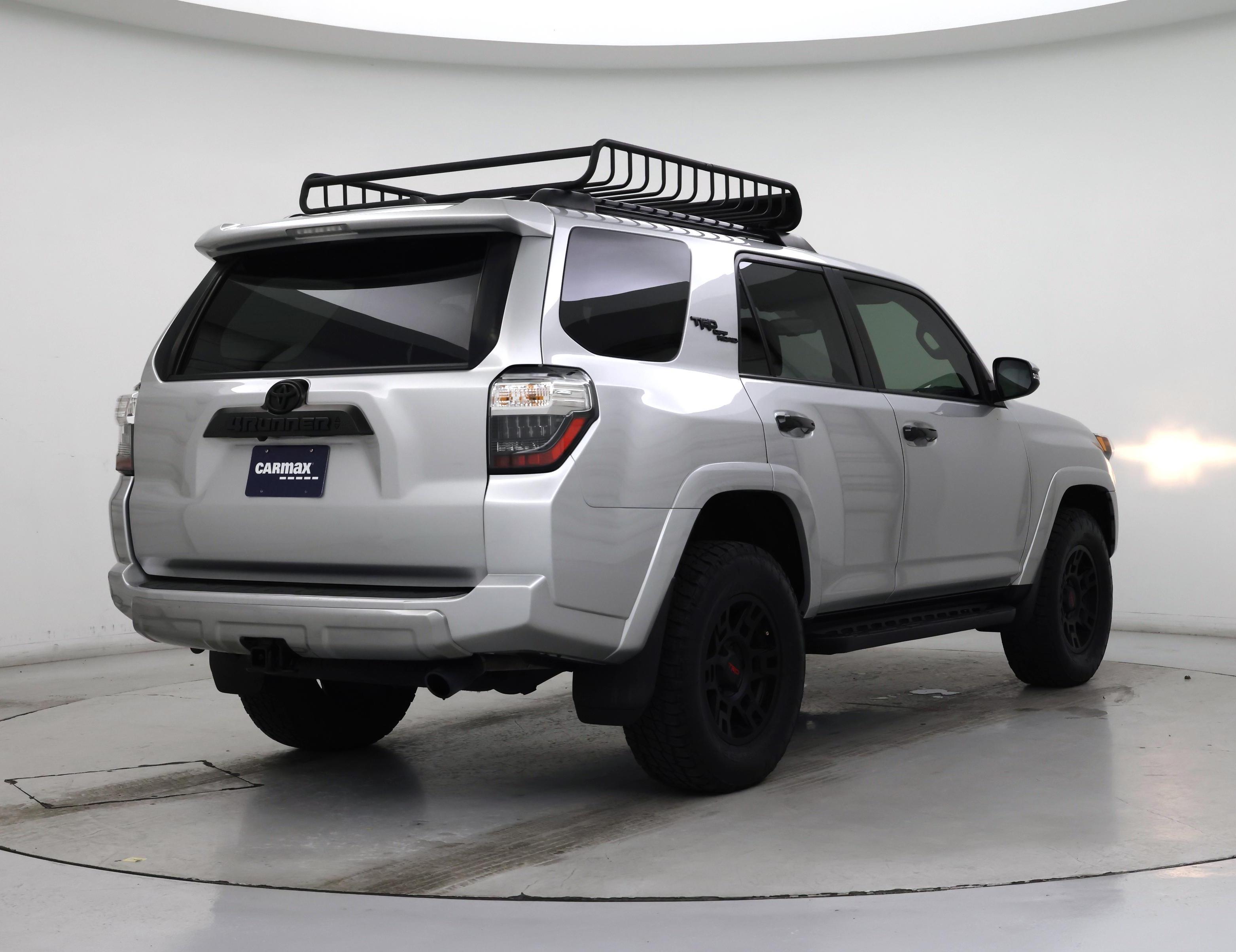 Thumbnail: 2022 Toyota 4Runner - 8
