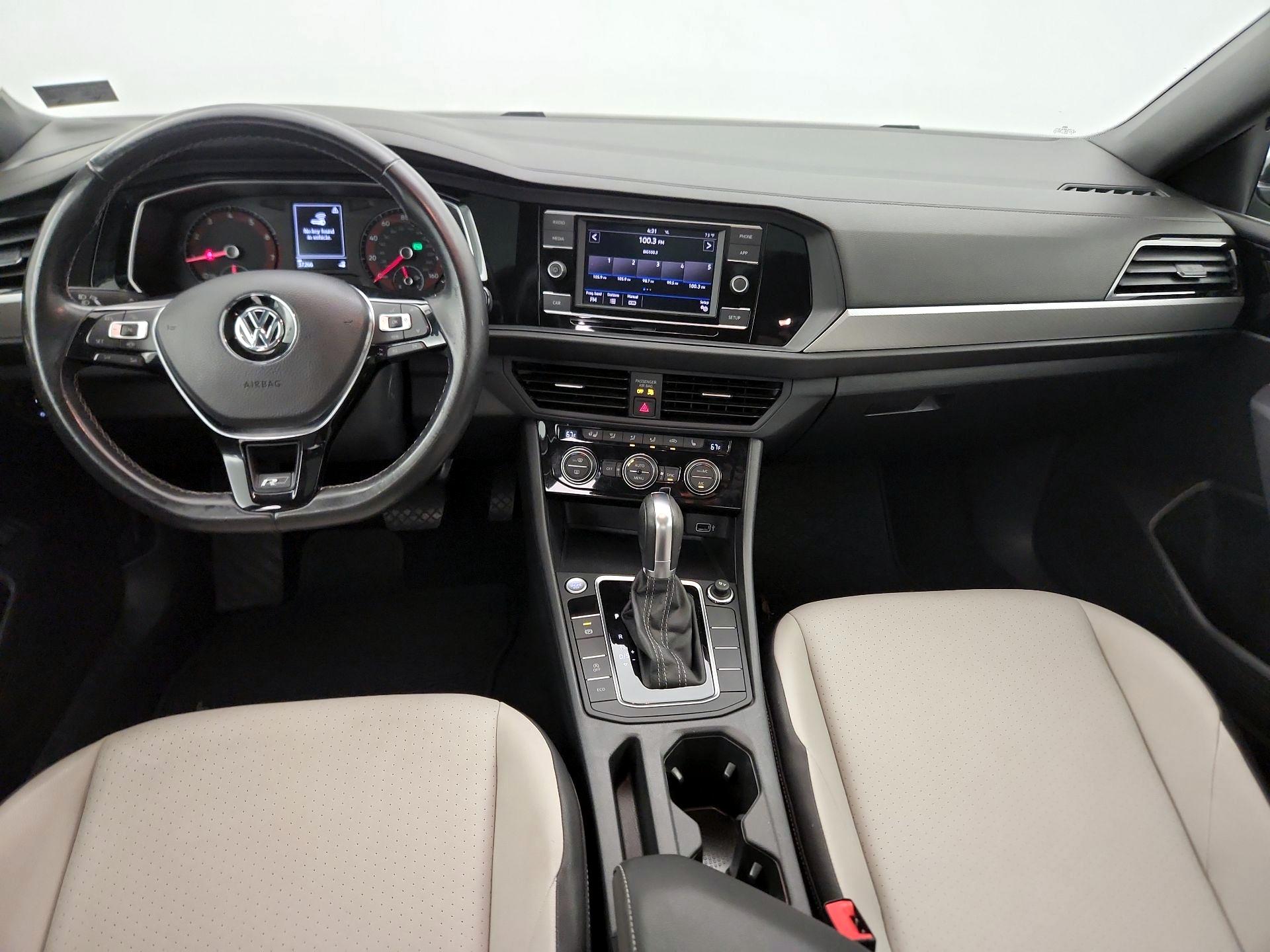 Thumbnail: 2019 Volkswagen Jetta - 9
