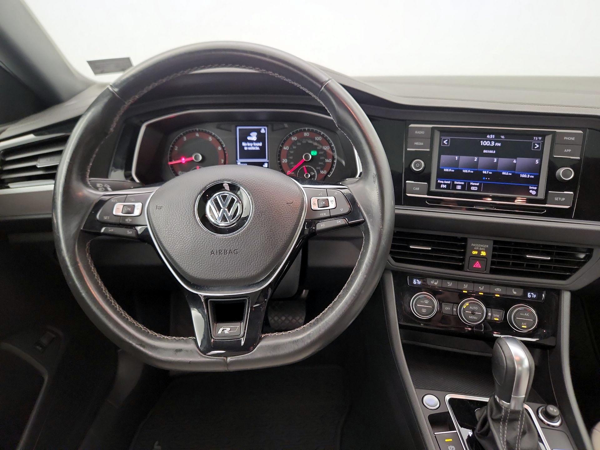Thumbnail: 2019 Volkswagen Jetta - 10