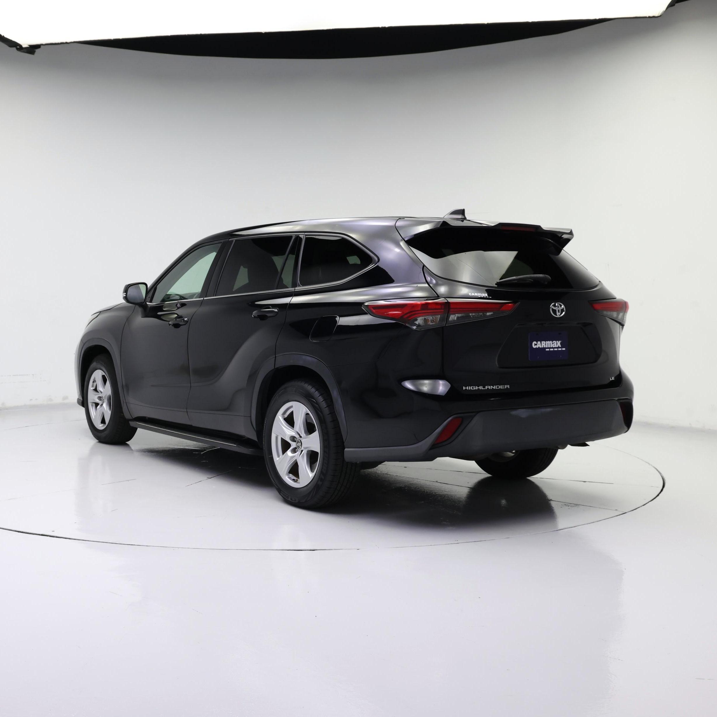Thumbnail: 2022 Toyota Highlander - 2