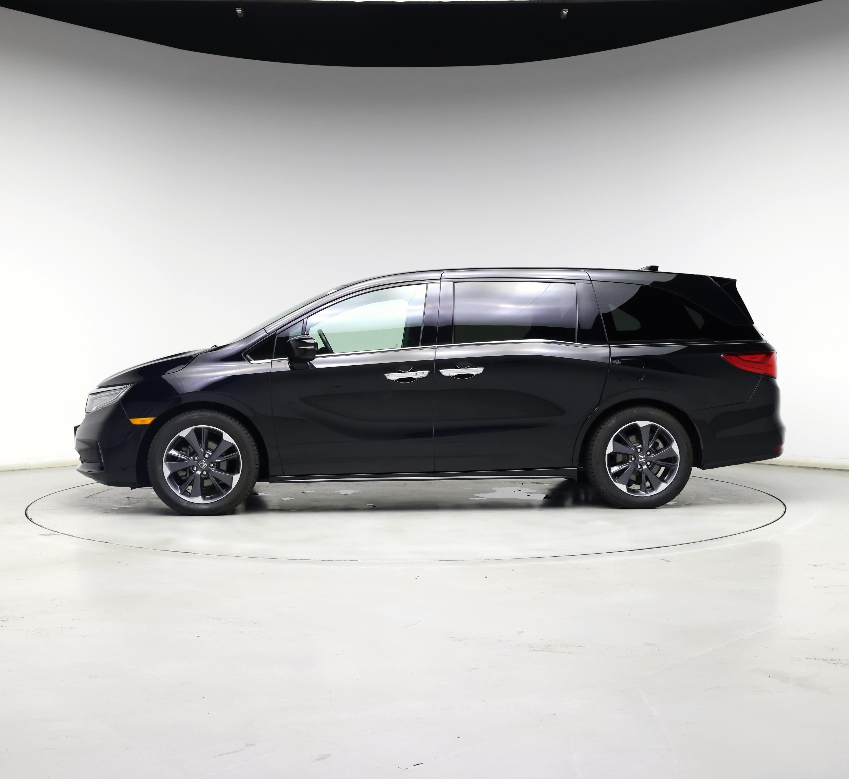 Thumbnail: 2022 Honda Odyssey - 3