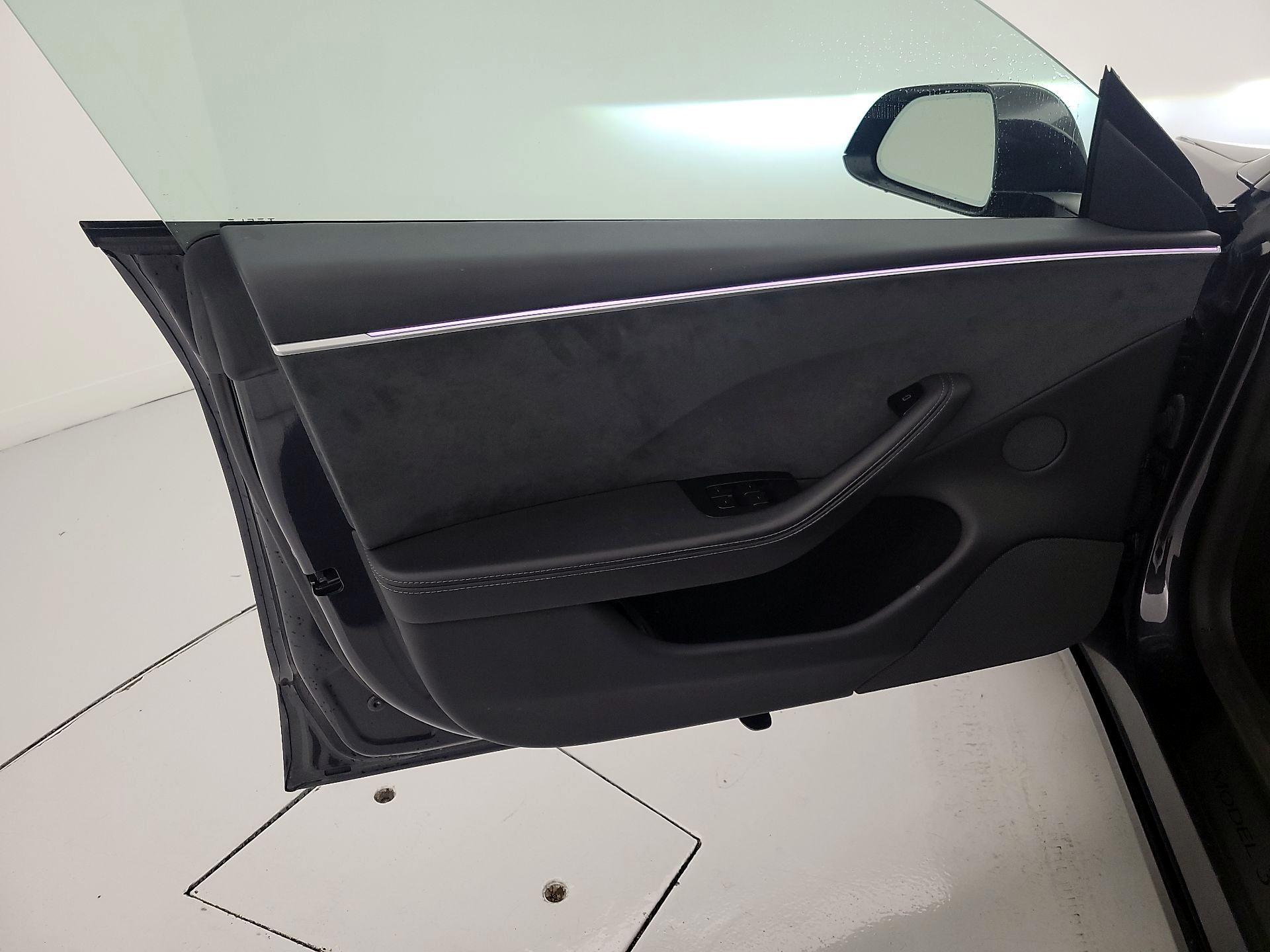 Thumbnail: 2024 Tesla Model 3 - 12