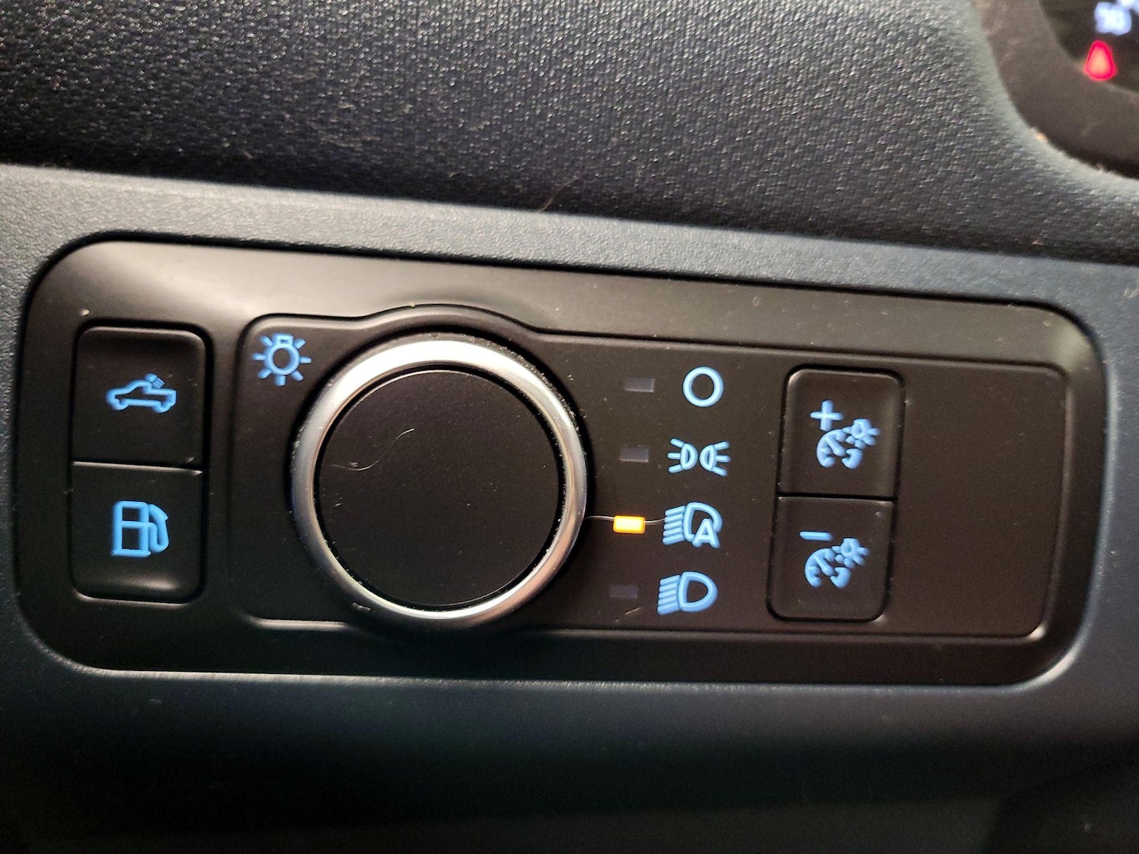 2022 Ford Maverick XL - Photo 14
