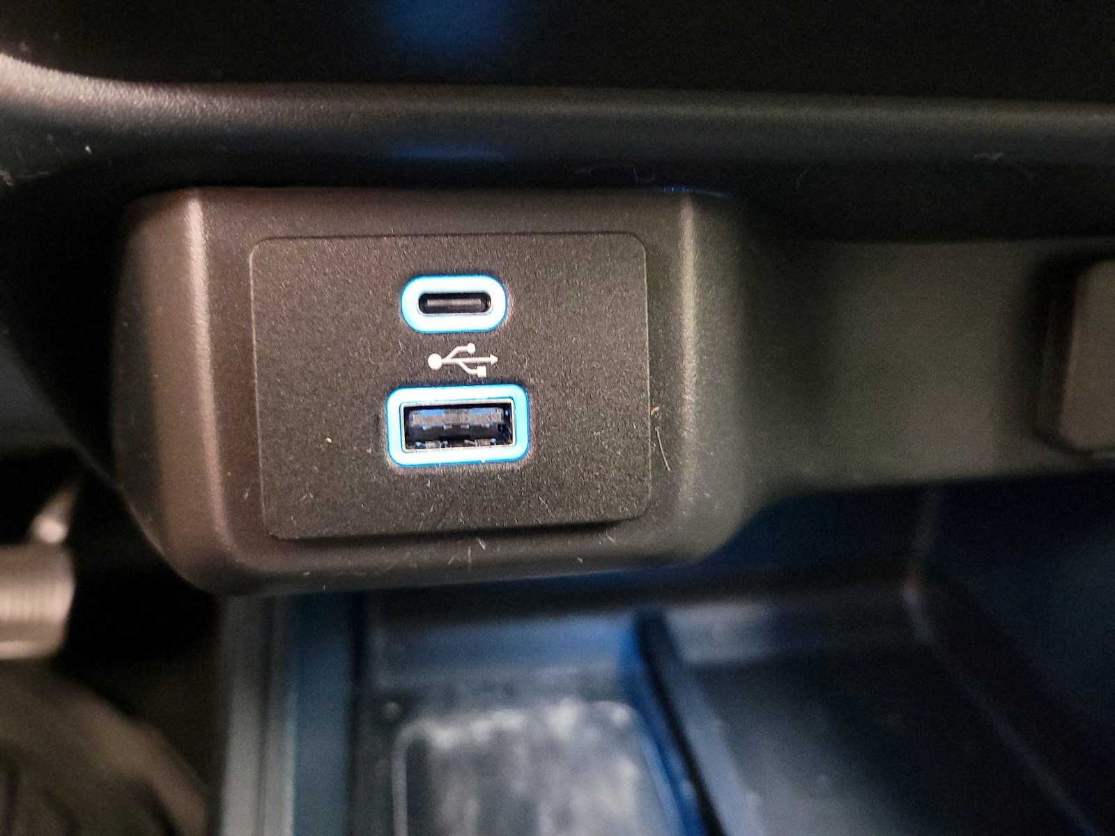 2022 Ford Maverick XL - Photo 19