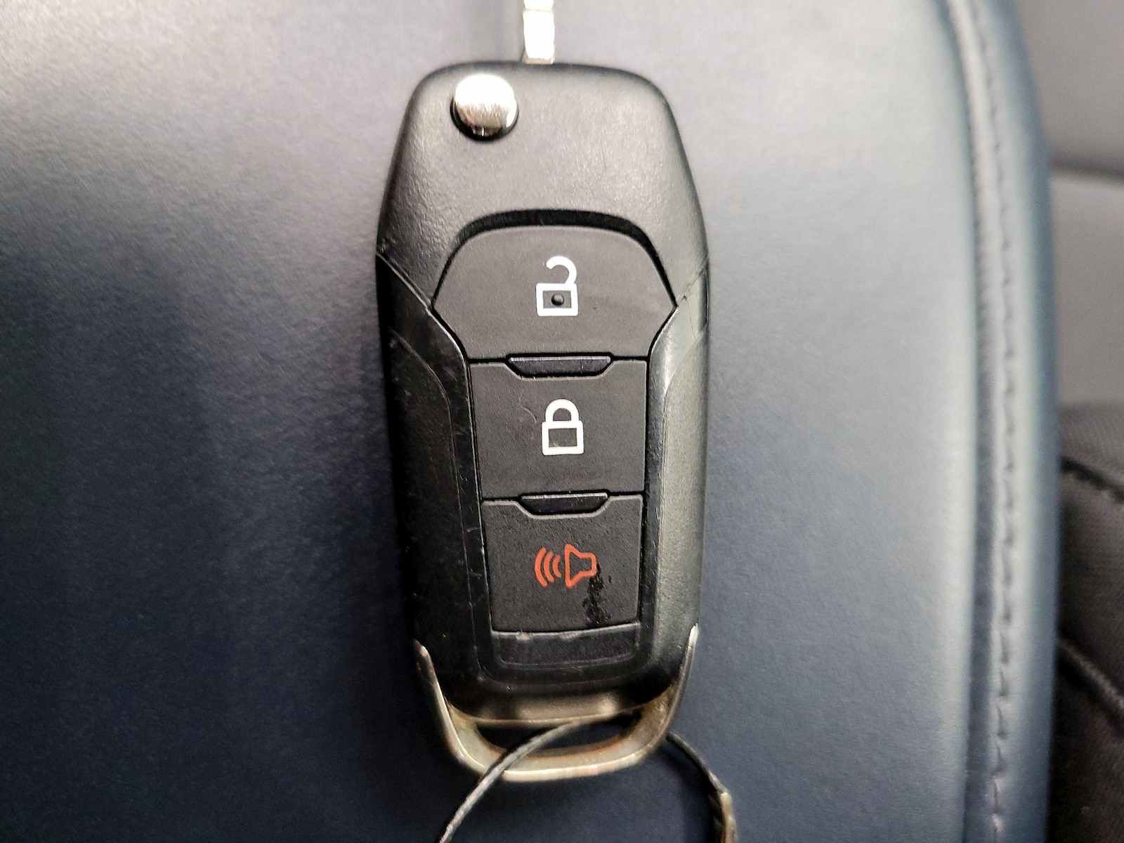 2022 Ford Maverick XL - Photo 23